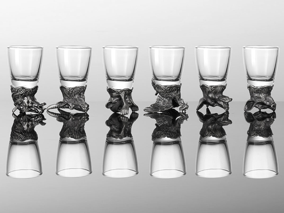 Set aus 12 Gläsern 25ml mit Krug 250ml mit Möglichkeit zur Personalisierung durch Gravur