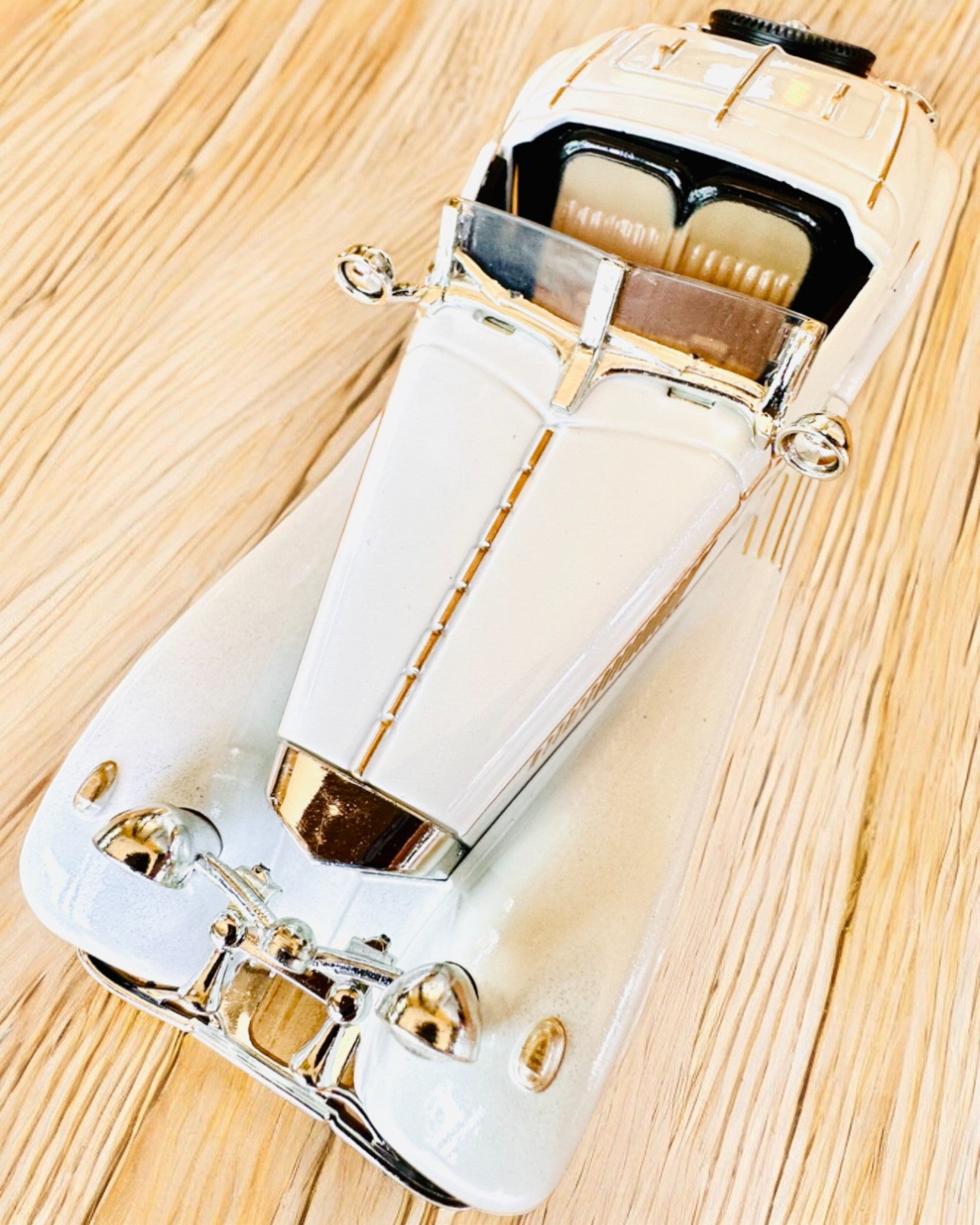 Miniaturmodell klassischer Retro-Autos - personalisierbar als Geschenk mit Gravur, 3 Varianten zur Auswahl