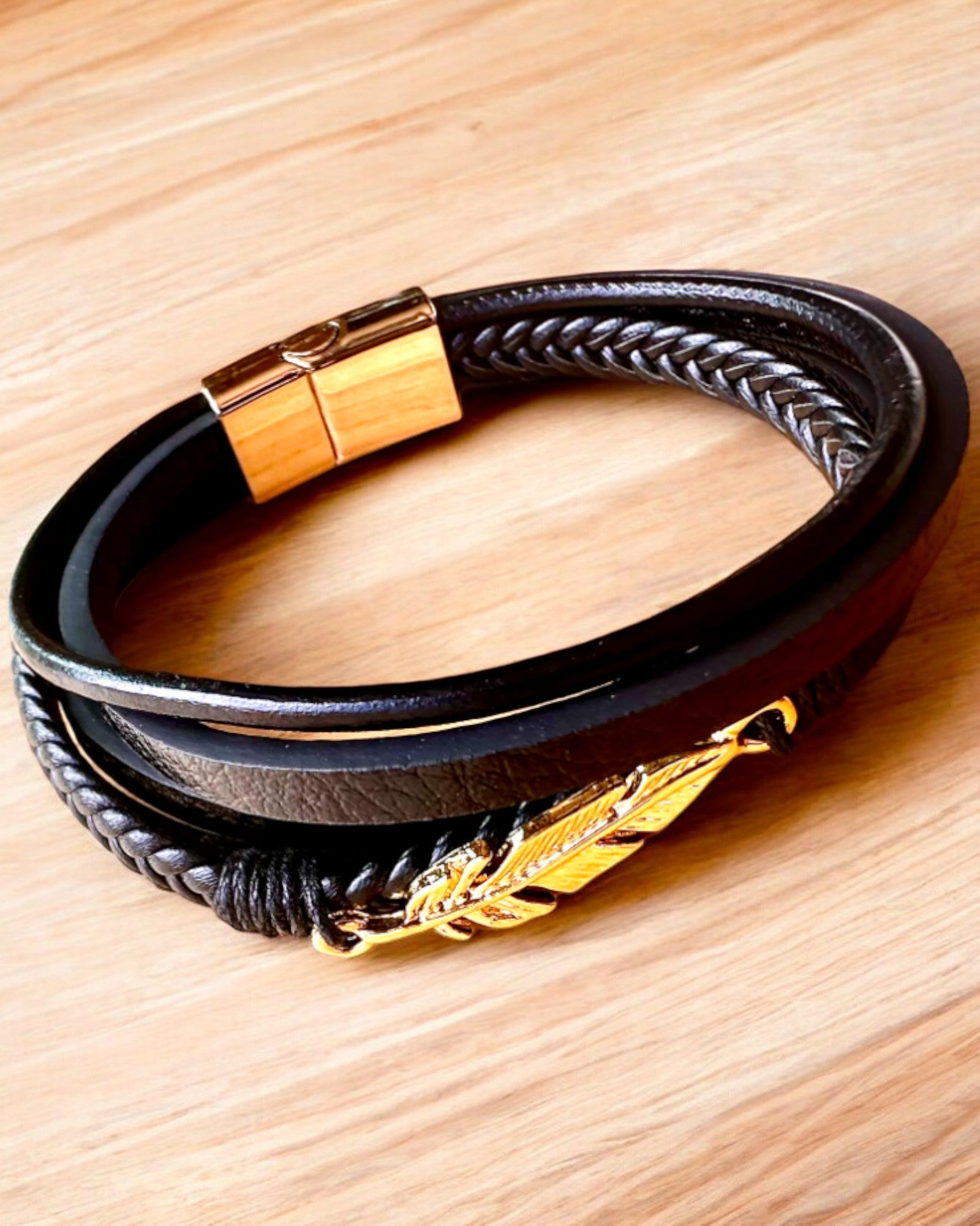 Armband "Orzeł" mit Gravuroption, 3 Farbvarianten