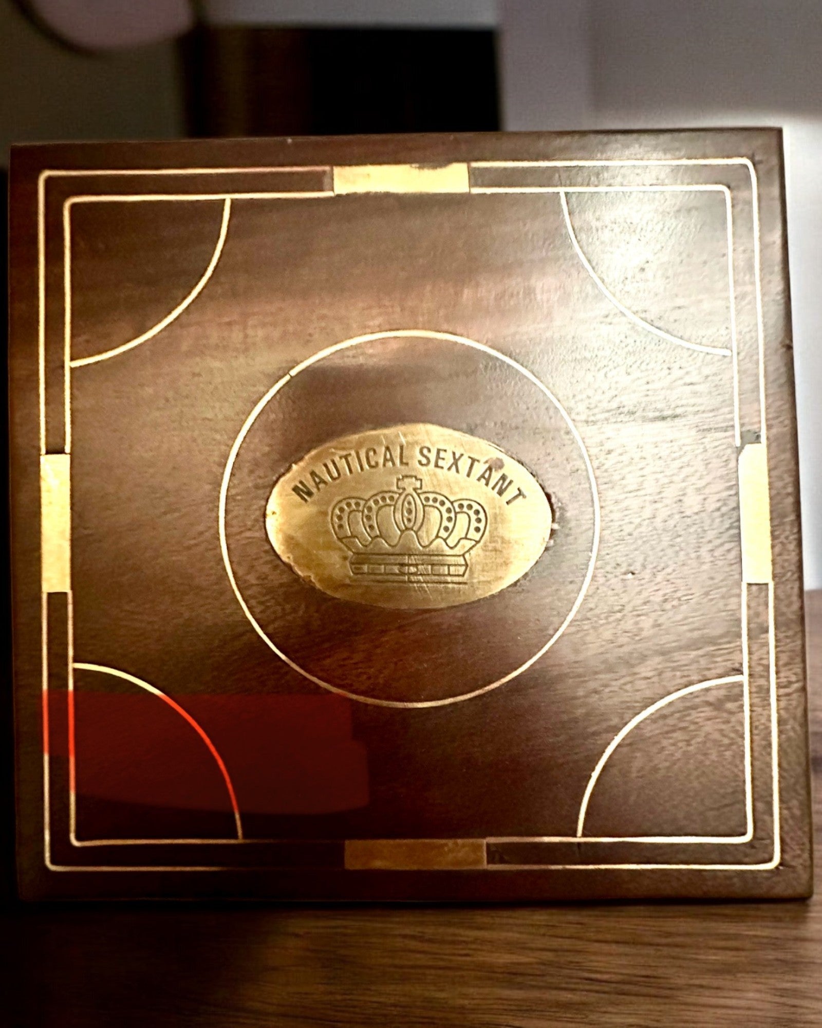Große Holzkiste für Sextant oder Premium-Kompass "Mariner's Legacy" mit Gravurmöglichkeit
