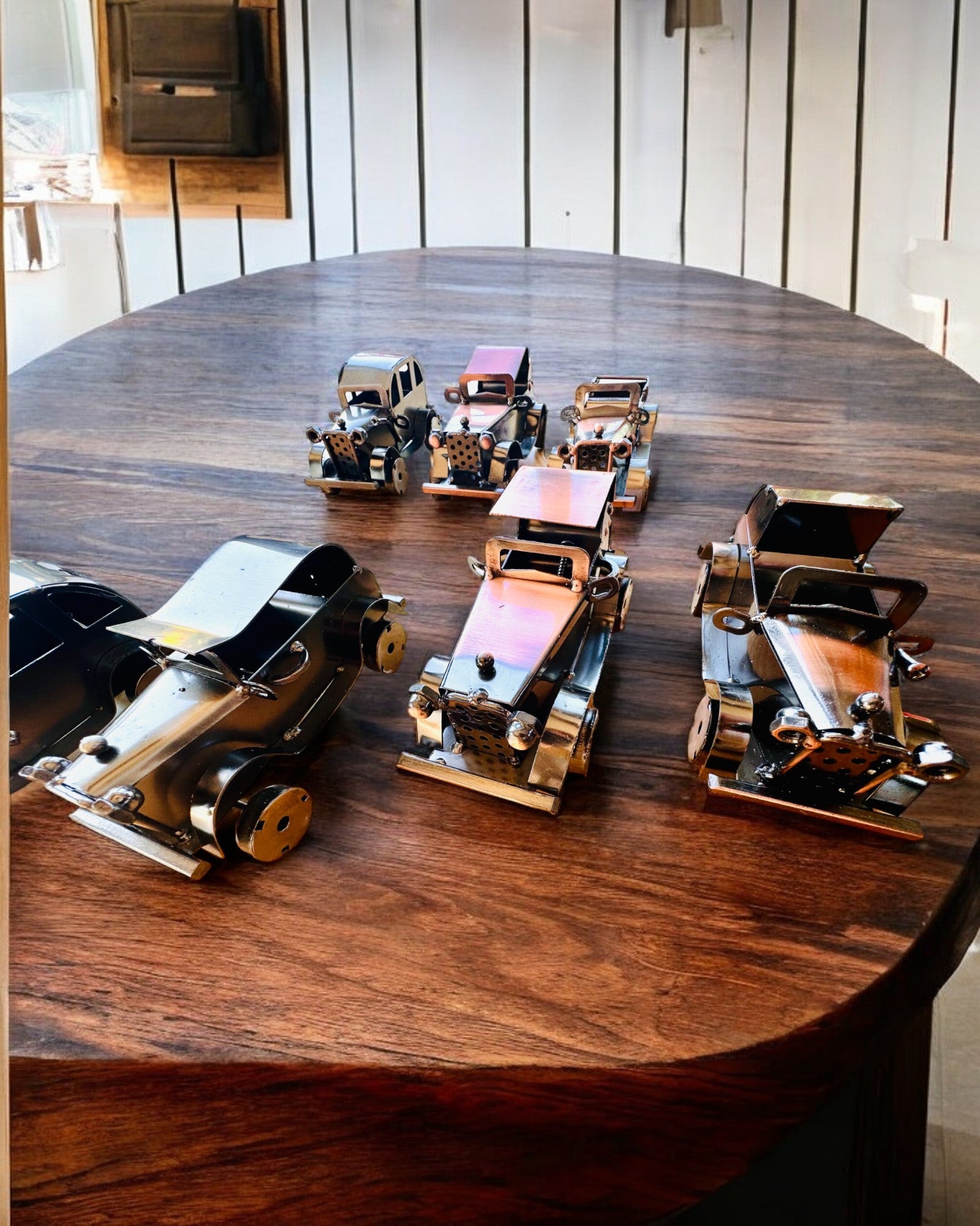 Retro Klassisches Auto, Auto, aus Eisen - Kollektion "Vintage Drive", Automodell, Personalisierung mit Gravur als Geschenk