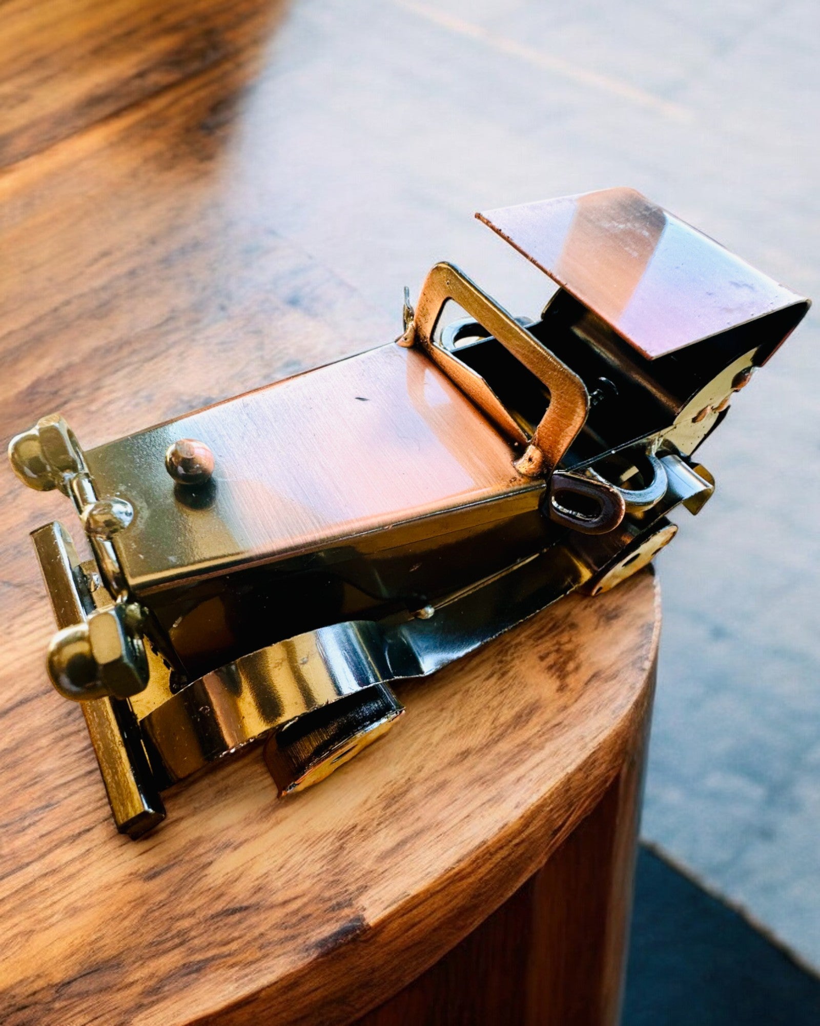 Retro Klassisches Auto, Auto, aus Eisen - Kollektion "Vintage Drive", Automodell, Personalisierung mit Gravur als Geschenk