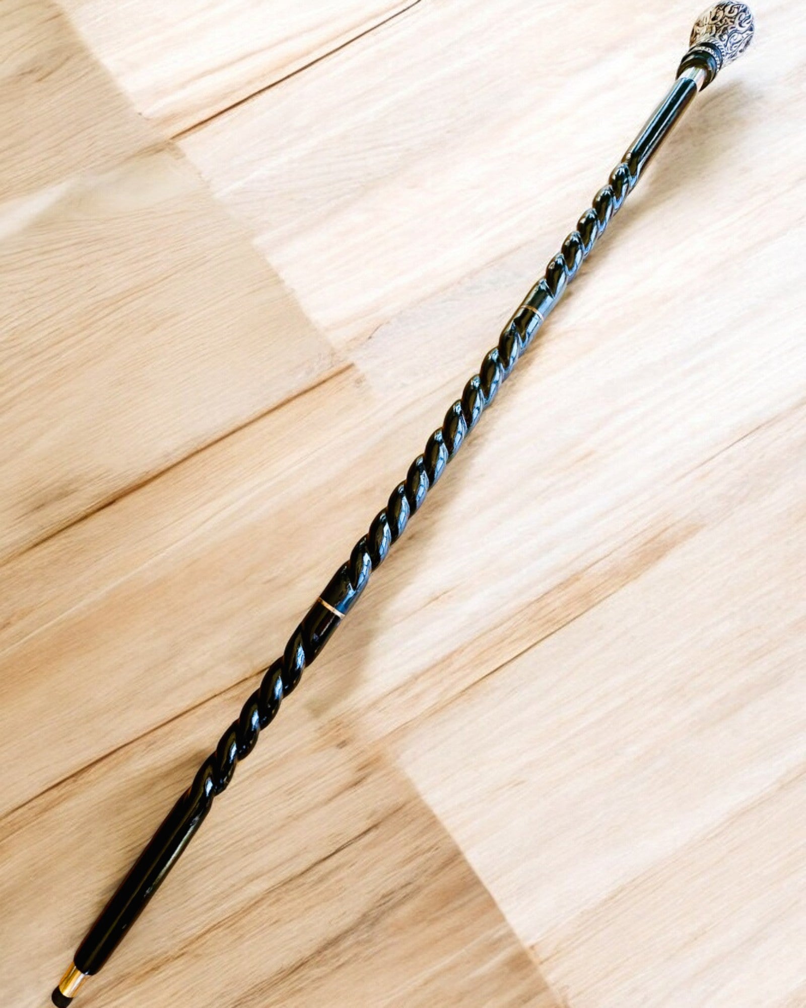 Spazierstock "Majestätsstock" aus Holz, handgefertigt, Gravur möglich, 2 Varianten zur Auswahl