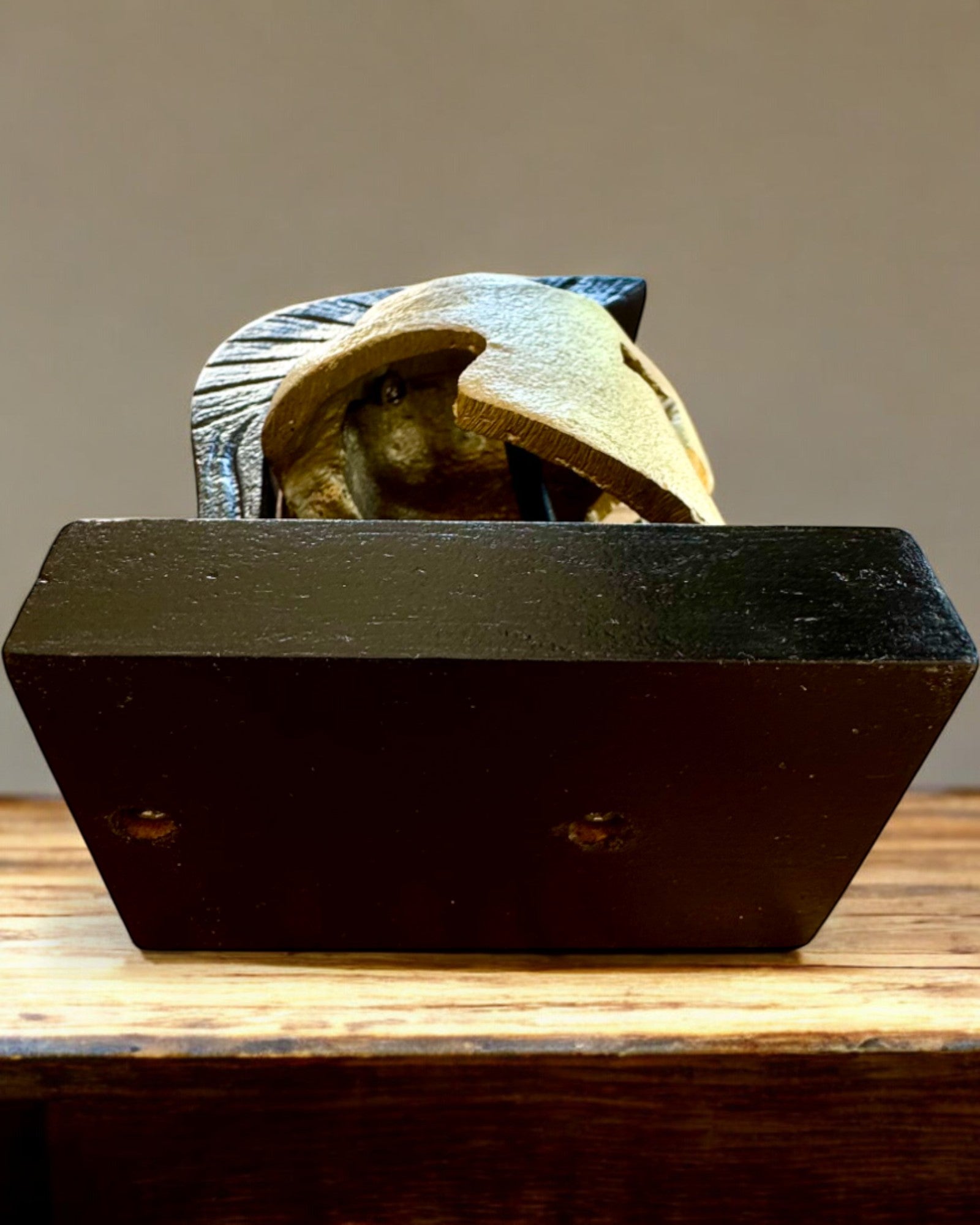 Spartanischer Premium-Helm – handgefertigte dekorative Skulptur, personalisierbar mit Gravur als Geschenk