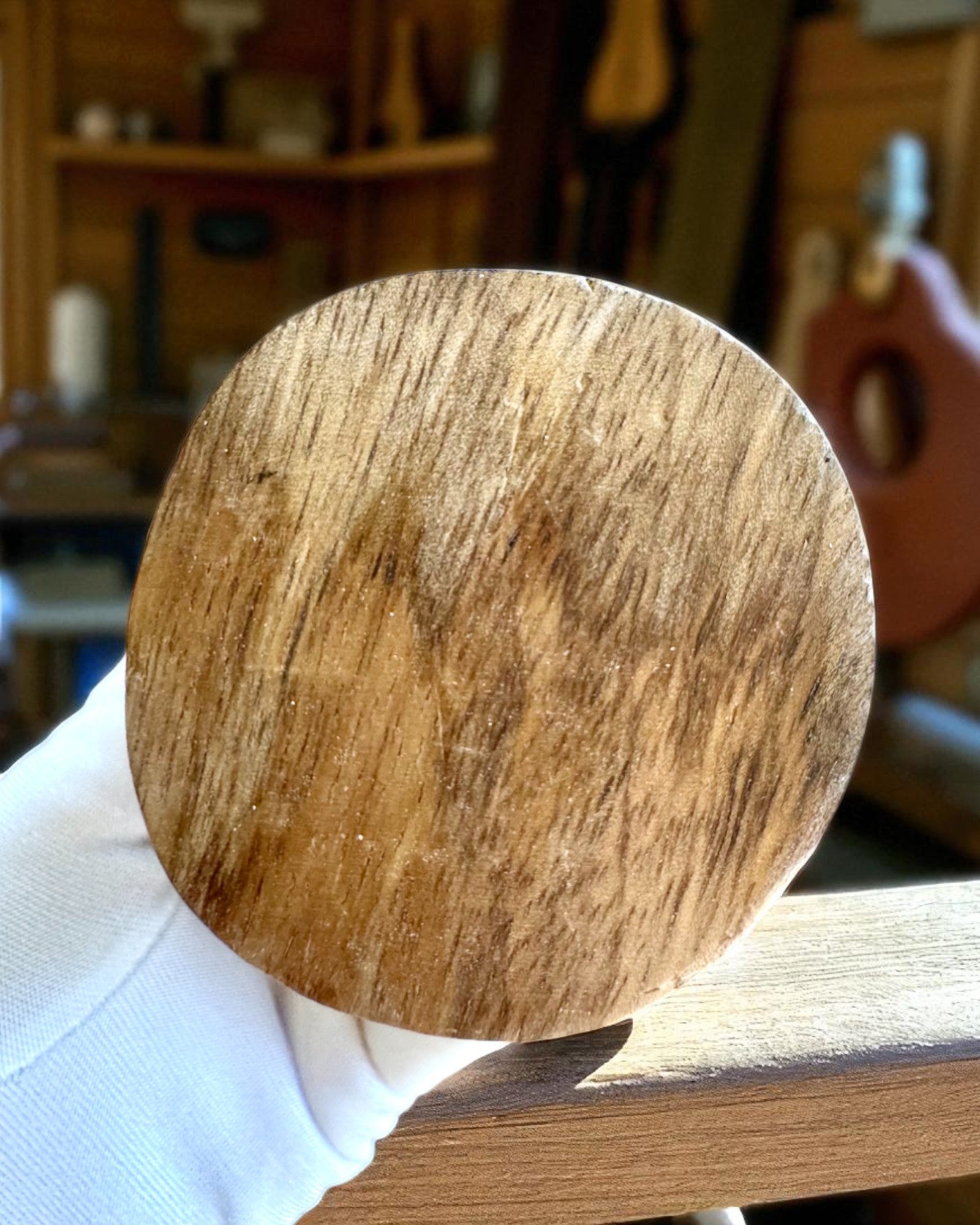 Valknut Handgefertigte kleine Tasse aus Büffelhorn mit nordischen Symbolen, Möglichkeit zur Personalisierung als Geschenk mit Gravur