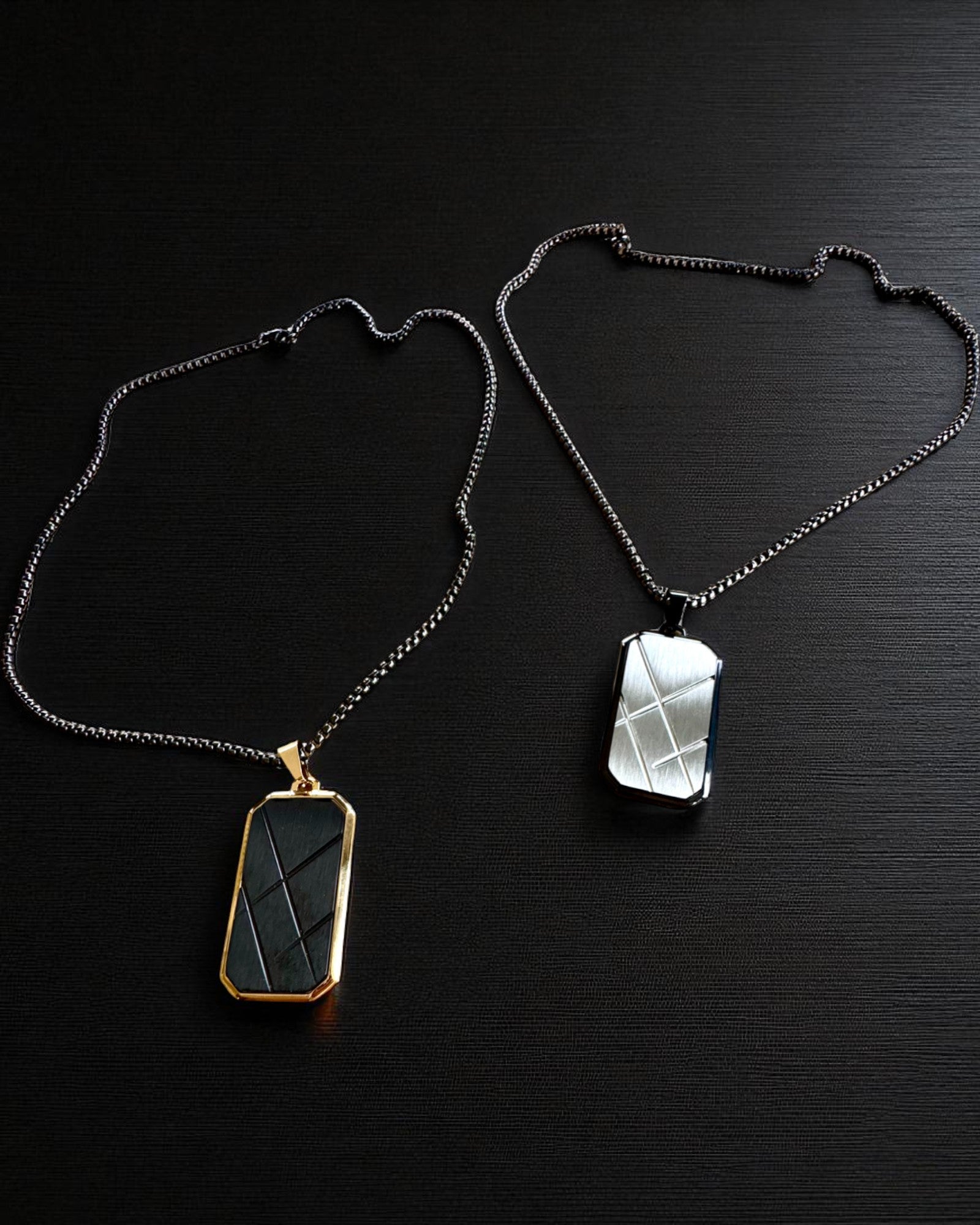 Herren Halskette Dog Tag „SteelVision“ – Edelstahl, 15 Varianten, Personalisierung mit Gravur