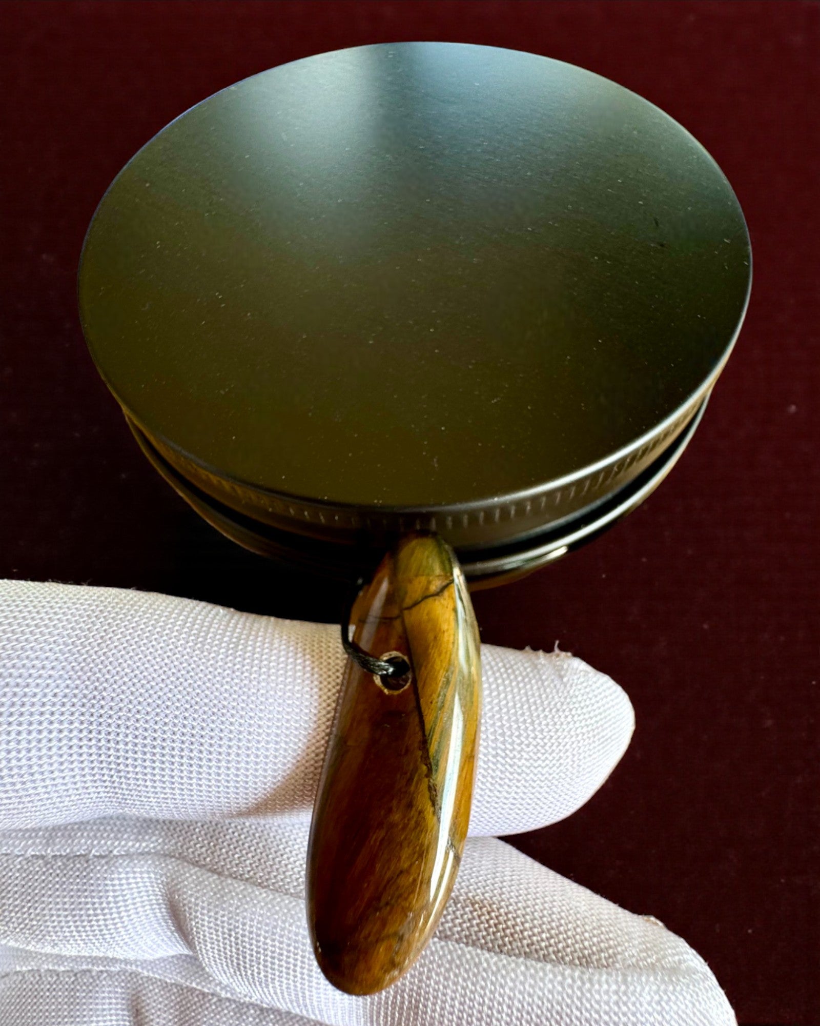 Intentionale Kerze Tigerkraft – Selbstbewusstsein und Wohlstand, 250 ml, Möglichkeit zur Personalisierung des Deckels als Geschenk