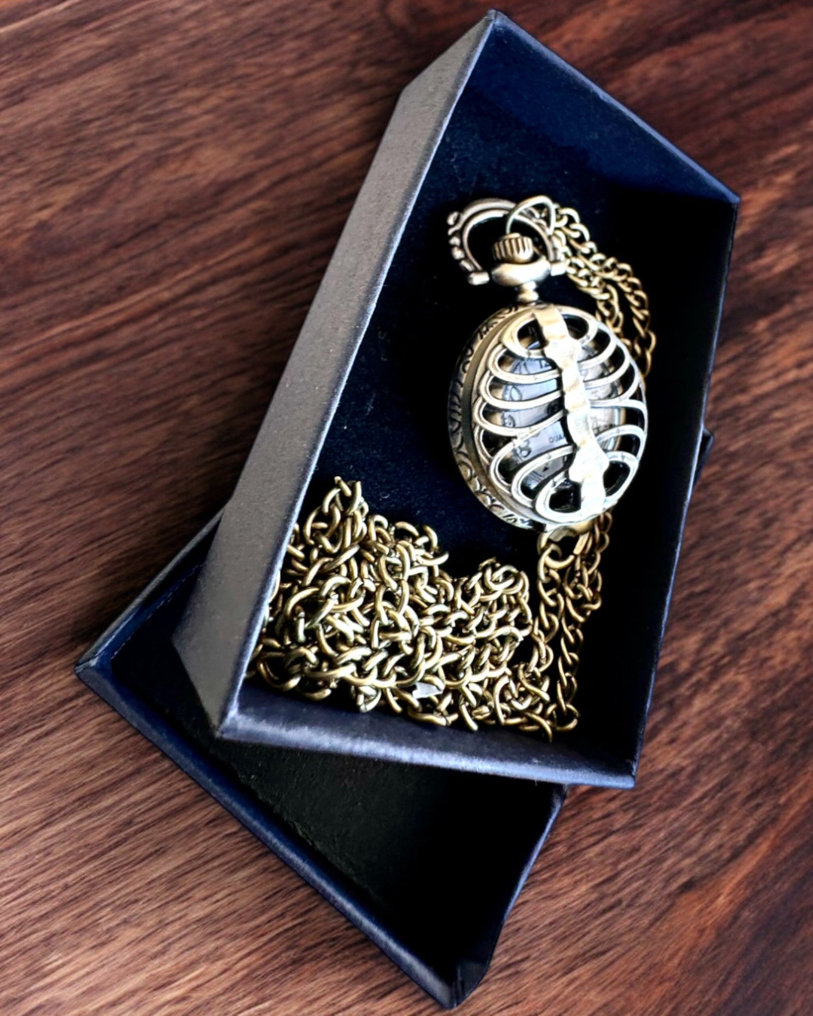 Taschenuhr "Rybia Łuska" mit Gravurmöglichkeit als Geschenk