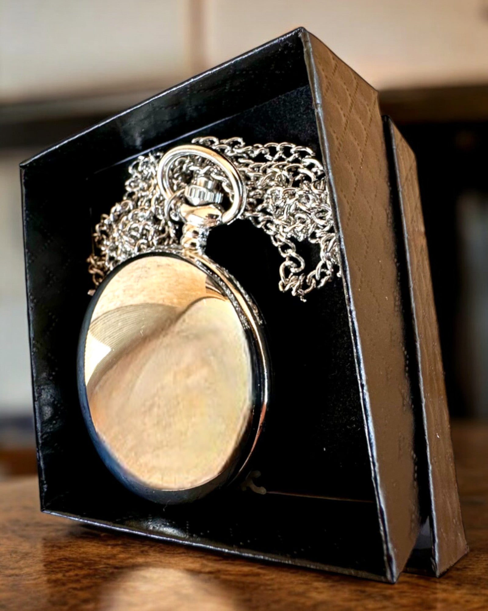 Elegante Taschenuhr "Zeitlose Klassik", silberfarben, mit Gravur personalisierbar als Geschenk