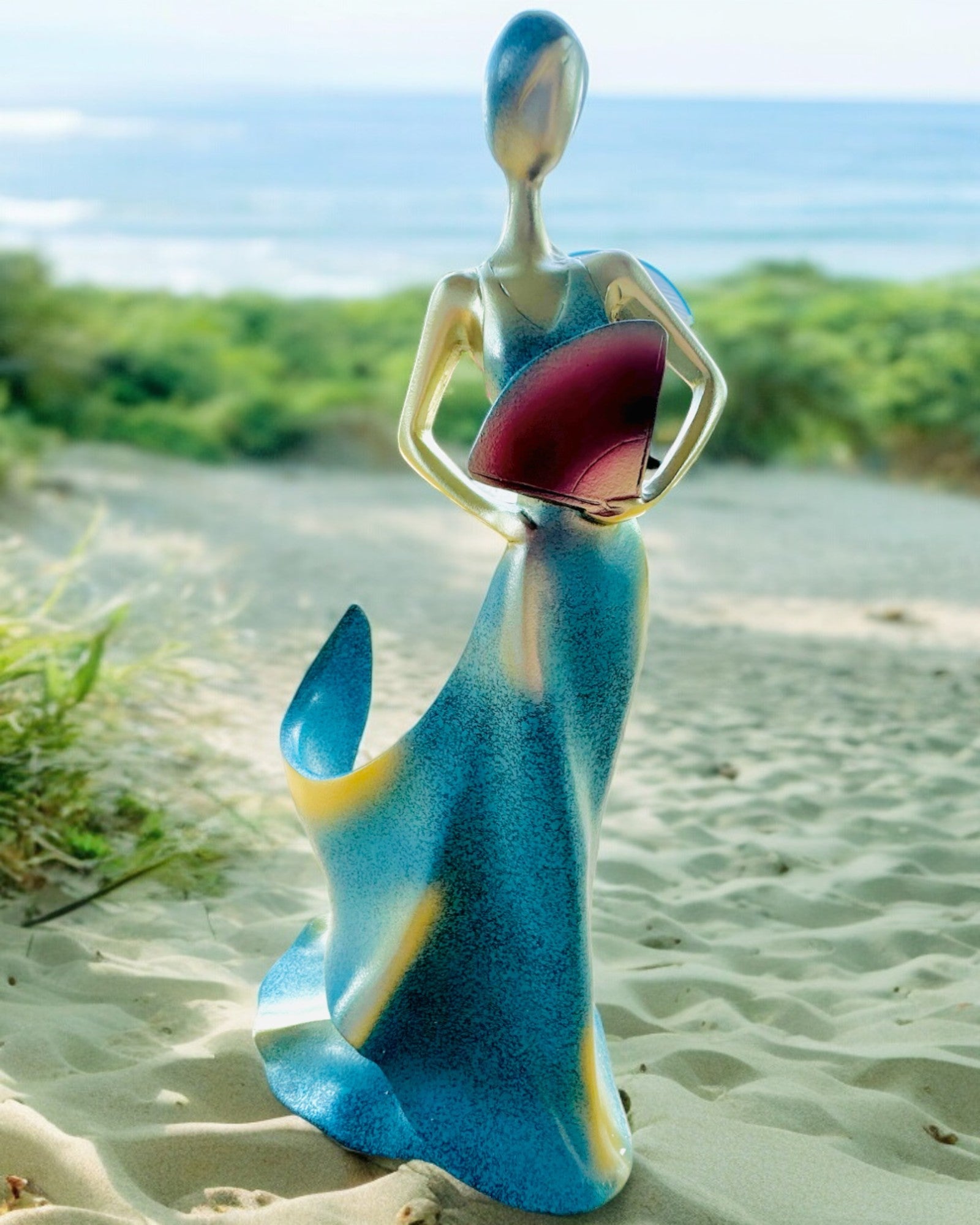 Eleganter Flaschenhalter - Damenstatue - Personalisierung mit Gravur, 2 Varianten zur Auswahl