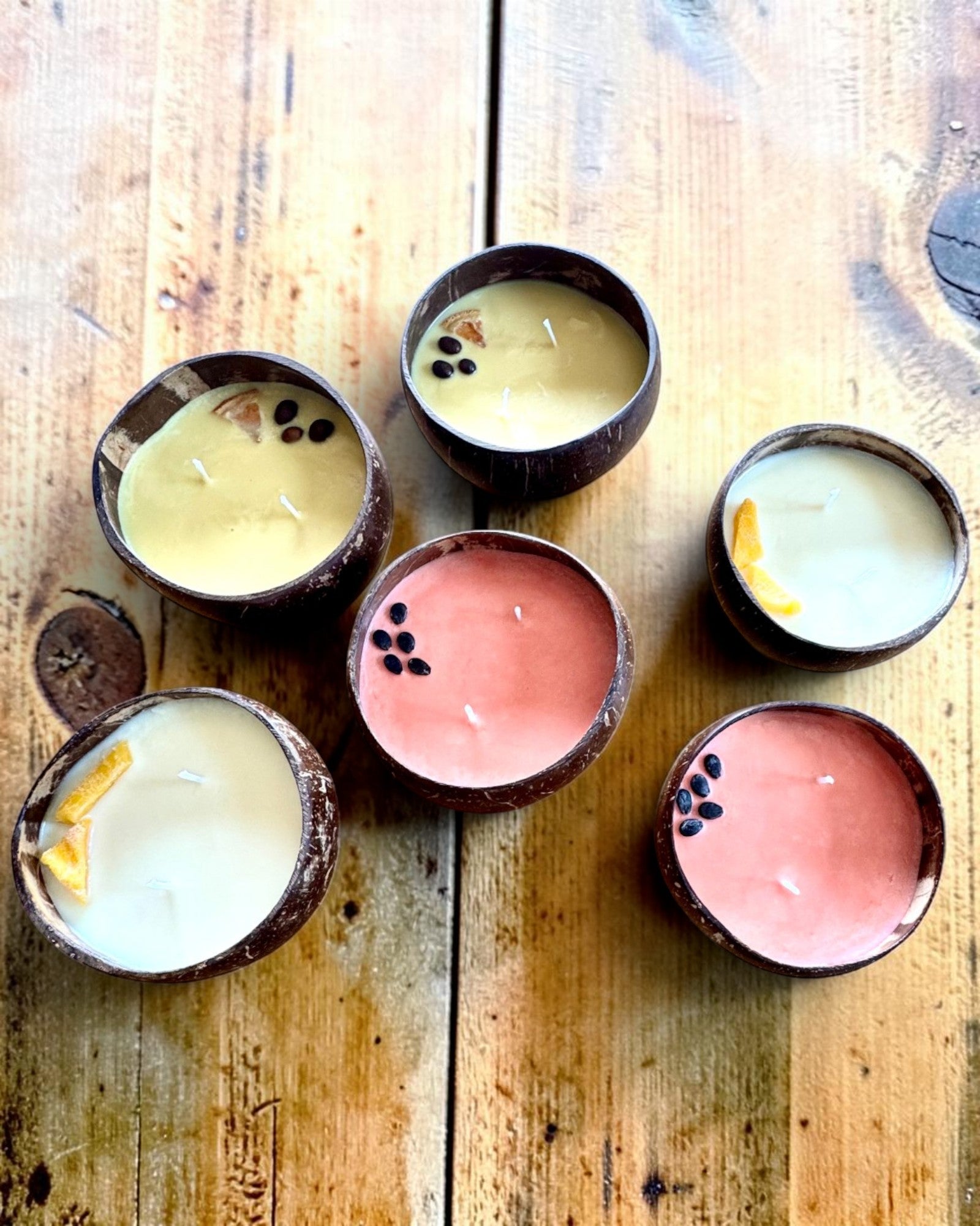 Sojakerze im Kokosnuss-Cup 200–300 ml – Summer Collection, 3 Düfte zur Auswahl, Personalisierung durch Gravur