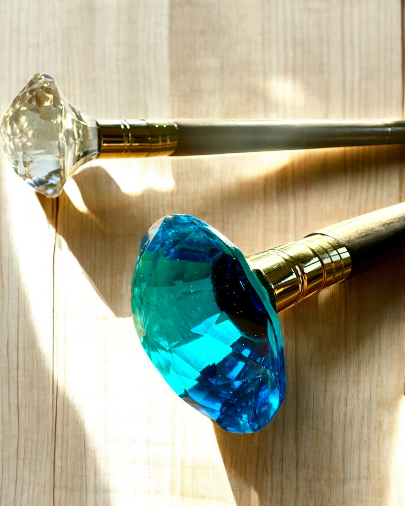 Spazierstock "Diamant in Bronze" - Handgefertigt aus Holz, Gravur möglich