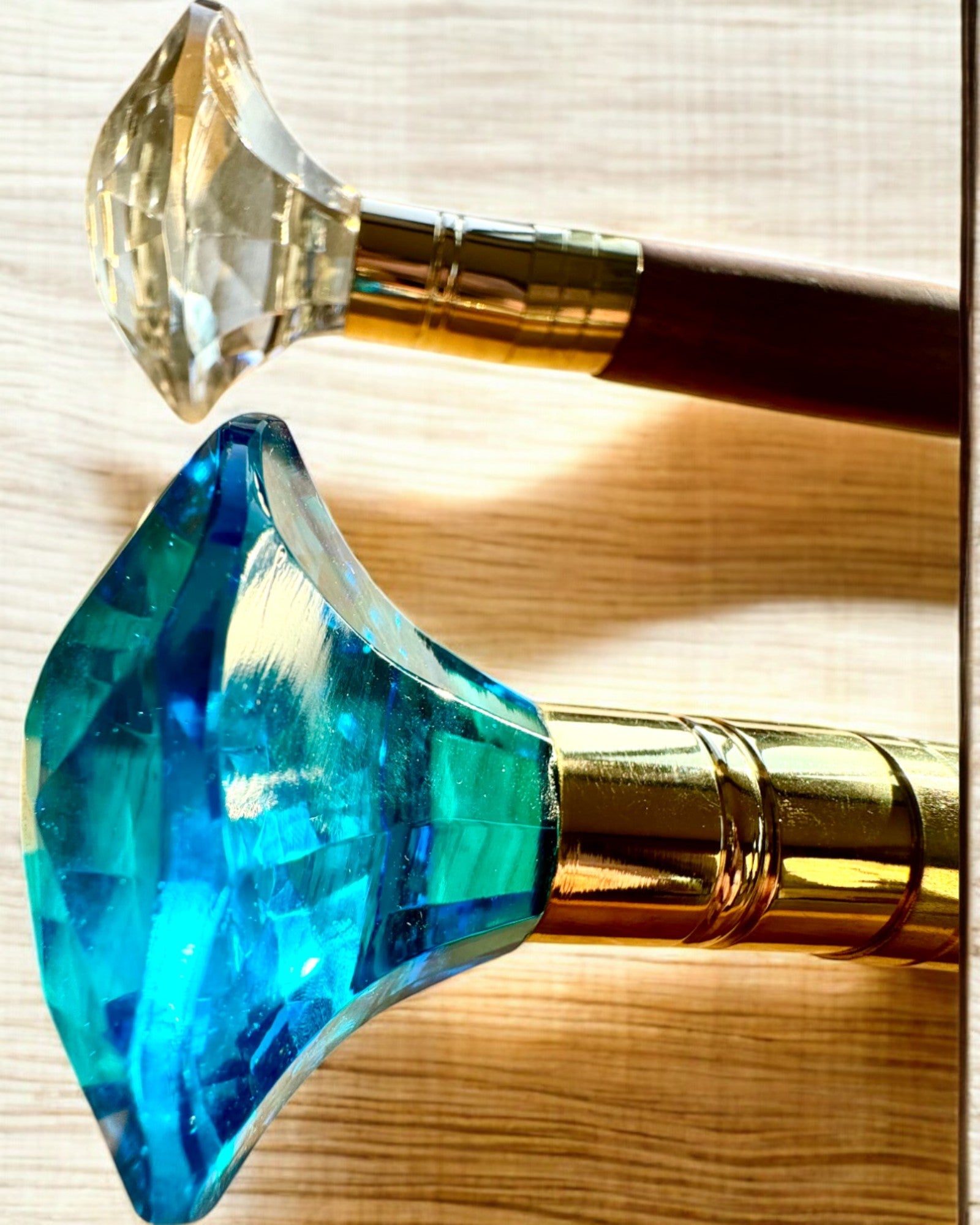 Spazierstock "Diamant in Bronze" - Handgefertigt aus Holz, Gravur möglich