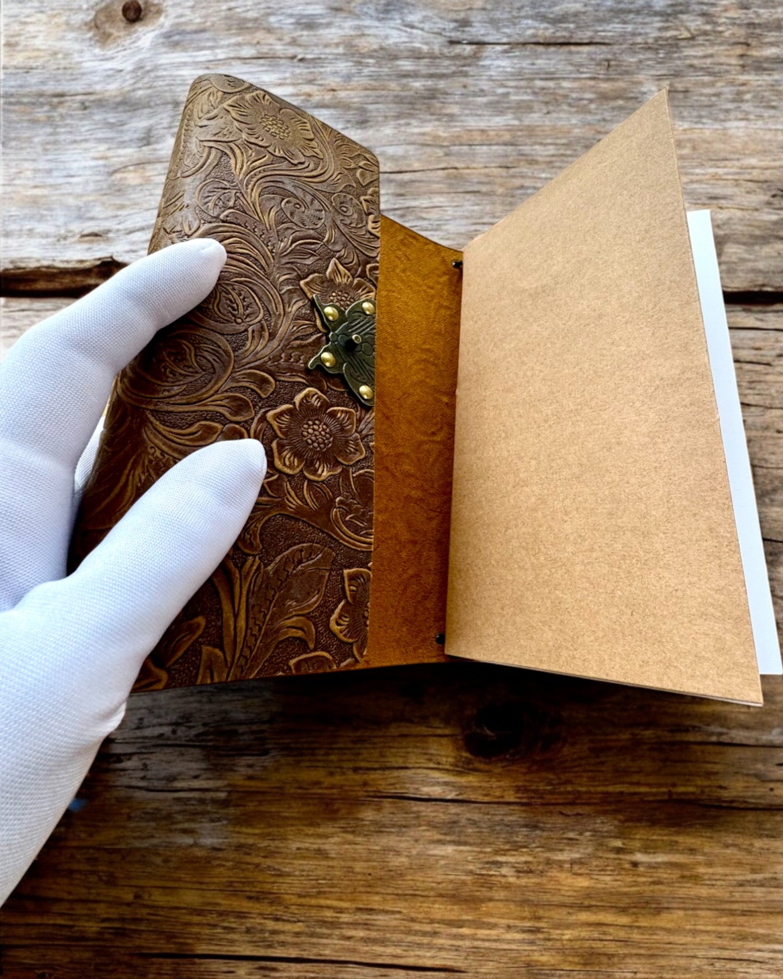 Luxuriöses Retro-Notizbuch mit Ledereinband - "Vintage Elegance", 480 Seiten, personalisierbar mit Gravur