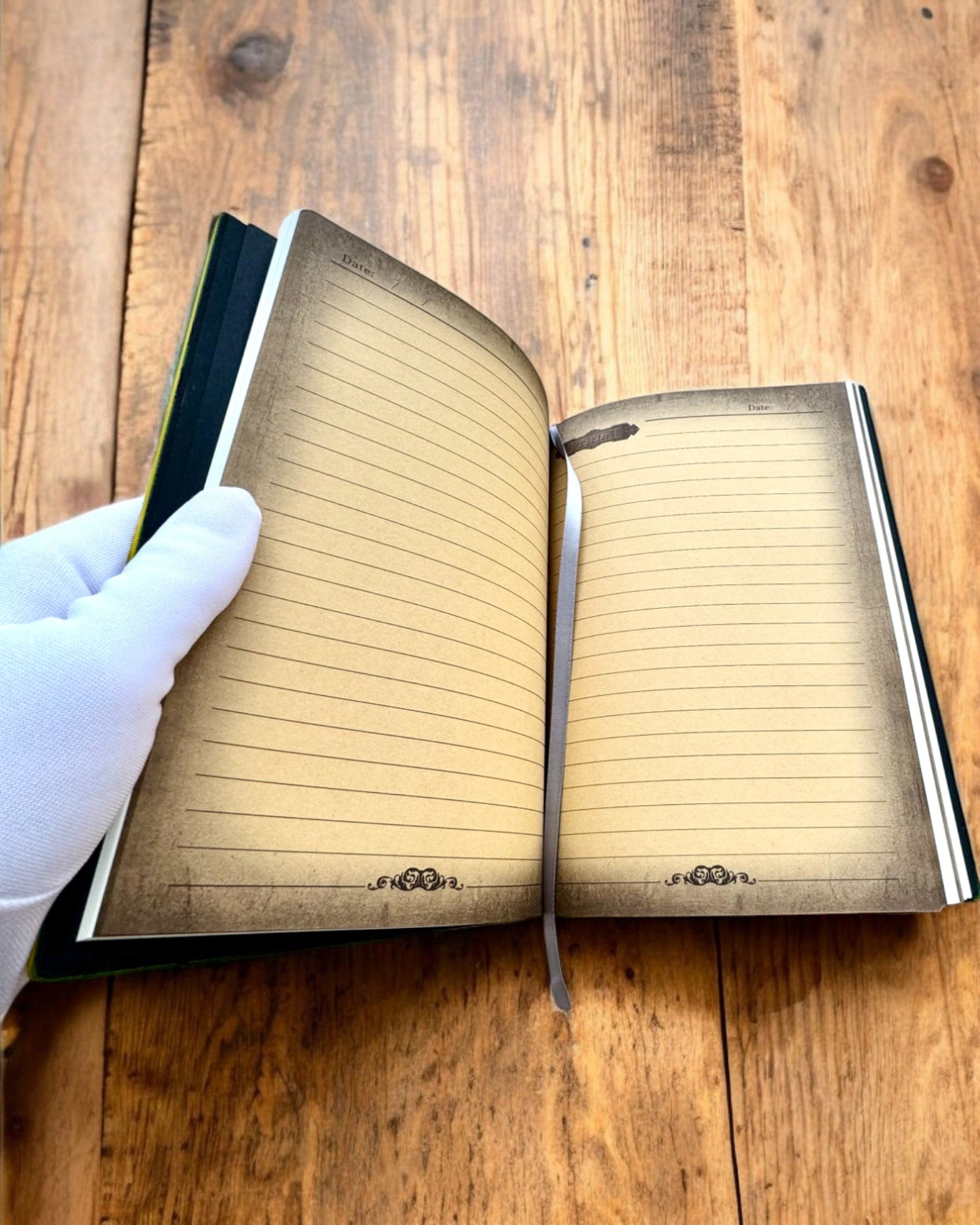 Waldhirsch Notizbuch mit Hirschmotiv, A5 - Personalisierung mit Gravur als Geschenk