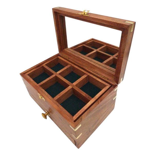 Elegante Holzschatulle für Schmuck mit Spiegel und personalisierter Gravur