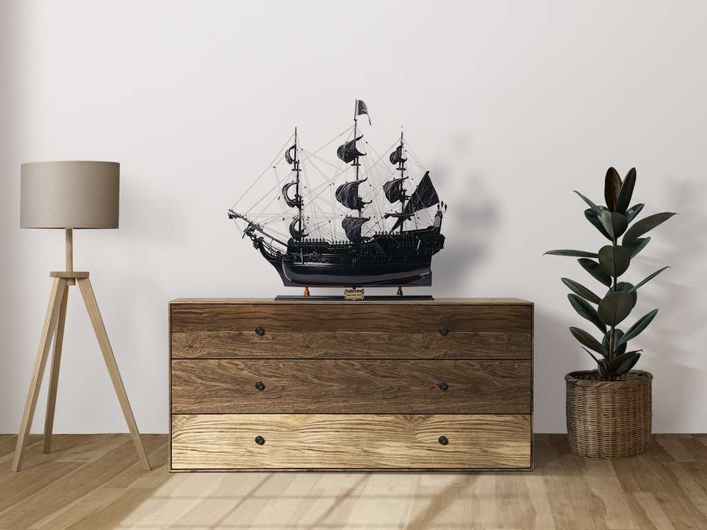 Modell des Piratenschiffs Schwarze Perle BP80R mit Gravurmöglichkeit, Länge 89 cm, exklusives Geschenk für jeden Anlass, Kunsthandwerk, Holzsockel