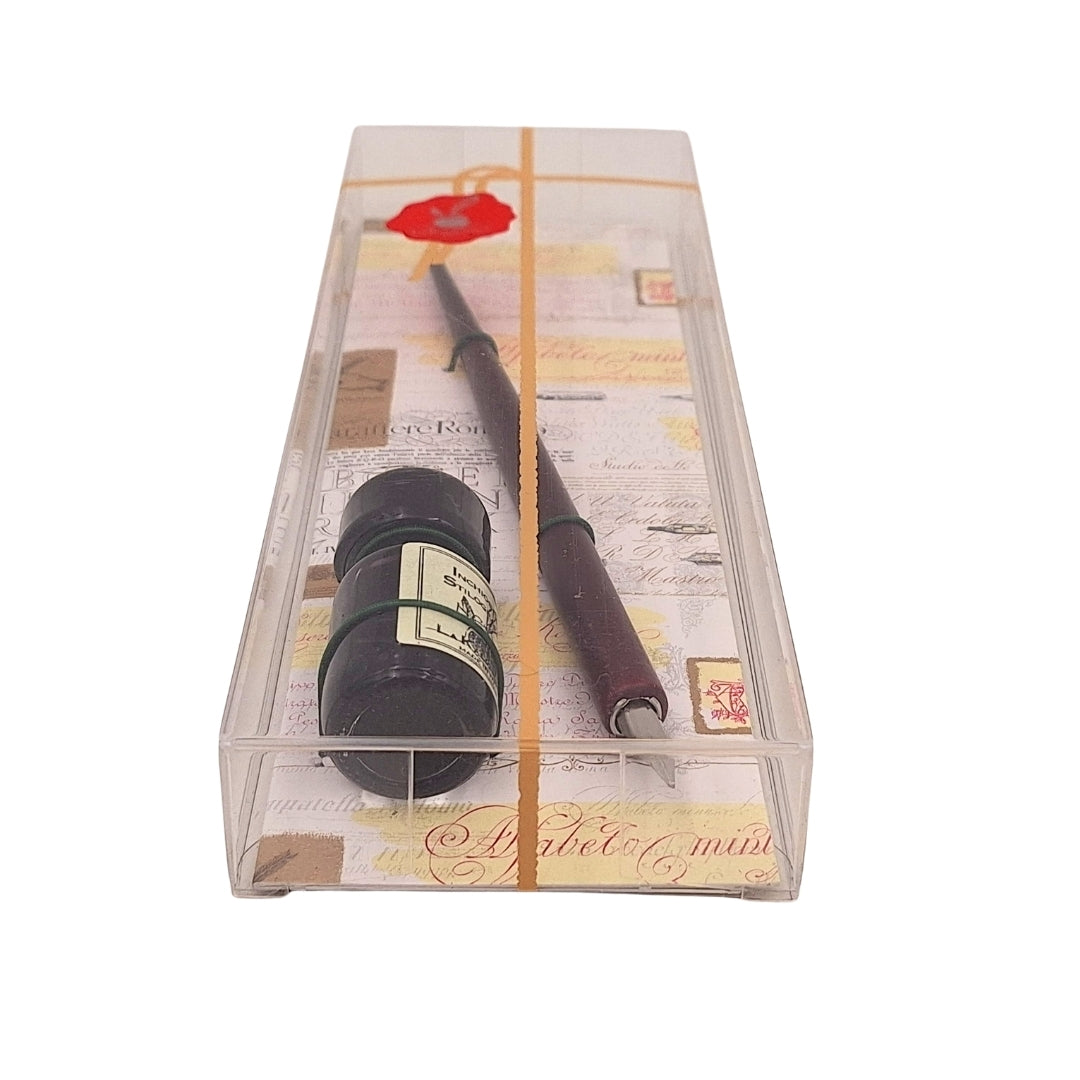 Elegantes Kalligraphie-Set mit Holzfeder und schwarzer Tinte, personalisierbare Gravur, ideal als Geschenk für Schreibkunstliebhaber, in dekorativer Verpackung 7,5 x 22 x 3 cm