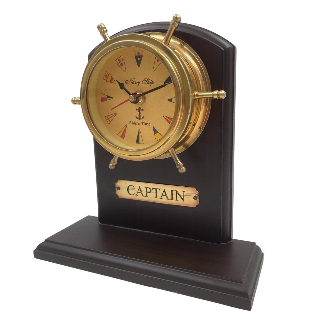 Maritime Messinguhr mit Gravur