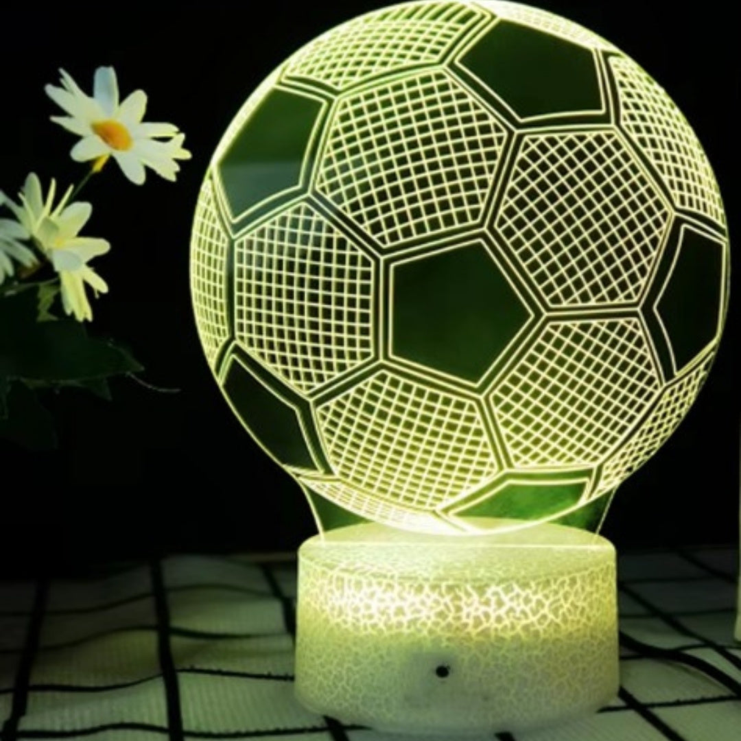 Nachtlampe Fußball mit personalisierbarer Gravur - perfektes Geschenk für Fußballfans - 17 cm Höhe - 3 Farben zur Auswahl - USB- oder 3 AAA-Batterien Betrieb