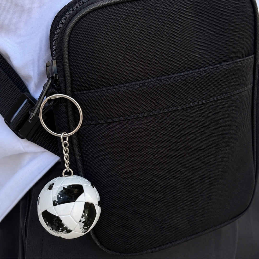 Sport-Schlüsselanhänger Fußball – Geschenk für Fußballspieler - SBK-004