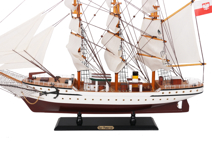 Modell des Segelschiffs Dar Pomorza 80 cm mit personalisierbarer Gravur