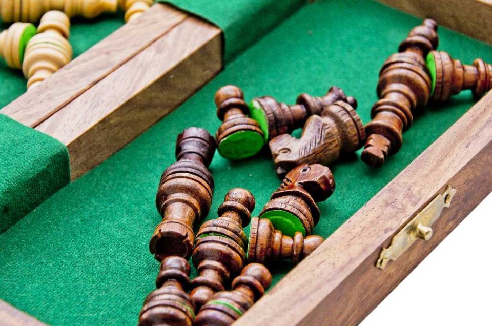 Holz-Magnet-Schach G201Z mit Gravurmöglichkeit zur Personalisierung