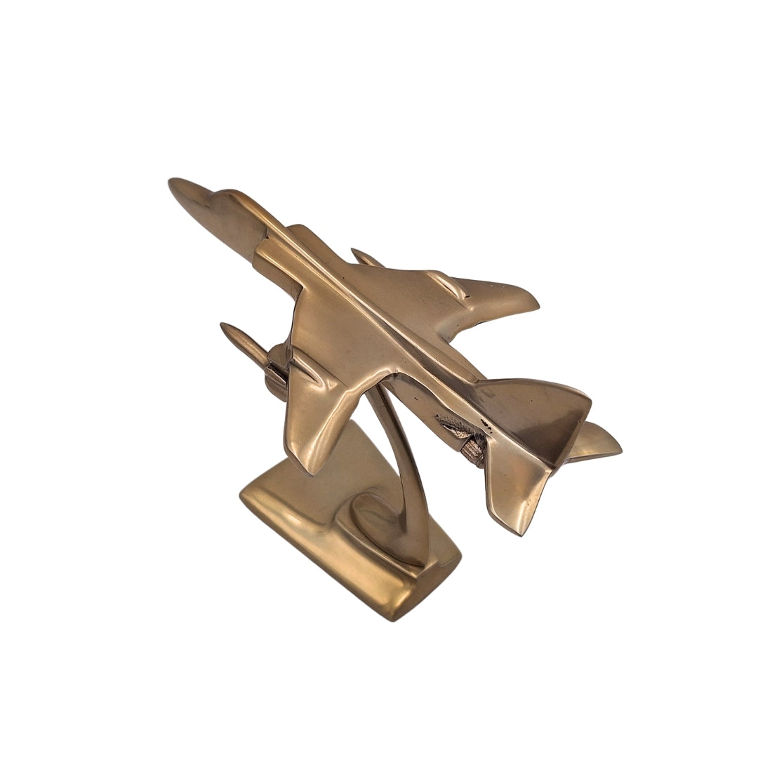 Metallmodell des Jagdflugzeugs Jaguar in Gold mit Gravurmöglichkeit