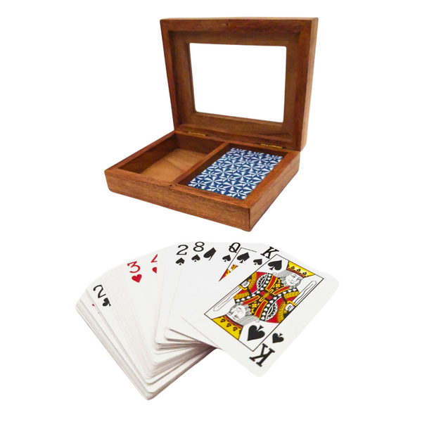 Elegante Holzkiste mit zwei Kartendecks DNU-007 und Gravurpersonalisierung