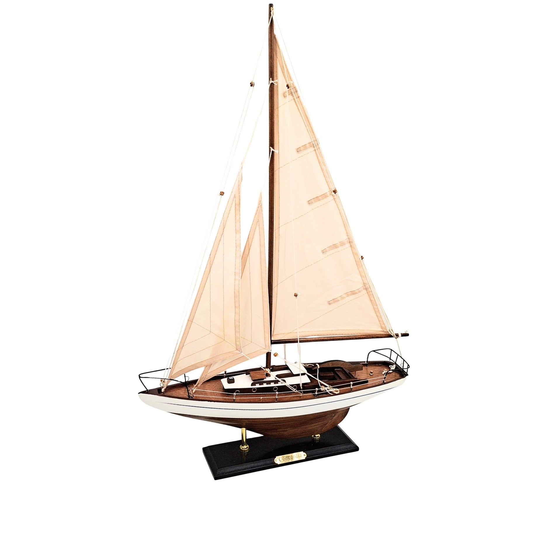 Modell einer Segelyacht 66 cm mit Gravur-Personalisierung