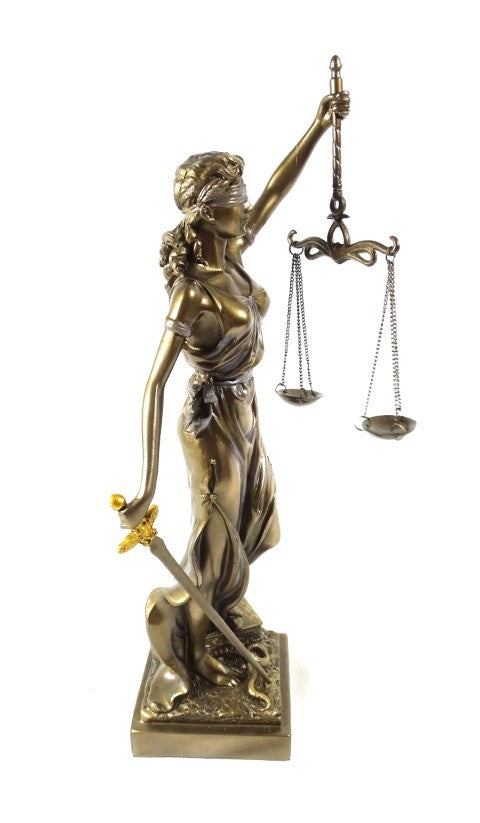 Temida-Figur 35 cm mit der Möglichkeit der Personalisierung durch Gravur - elegantes Geschenk für Juristen, Richter oder Rechtsanwälte, gefertigt aus Polyresin in goldener Farbe mit antikem Finish