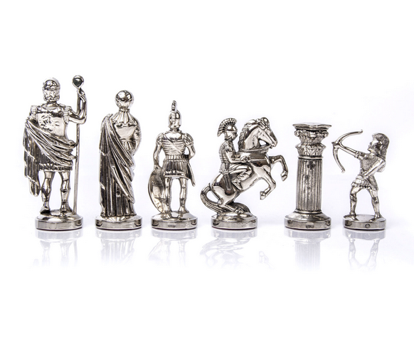 Messing-Schachspiel Gold-Silber mit Gravur – exklusives Geschenk für besondere Anlässe – Maße 44x44 cm, Königshöhe 9,7 cm, handgefertigt, luxuriöse Materialien