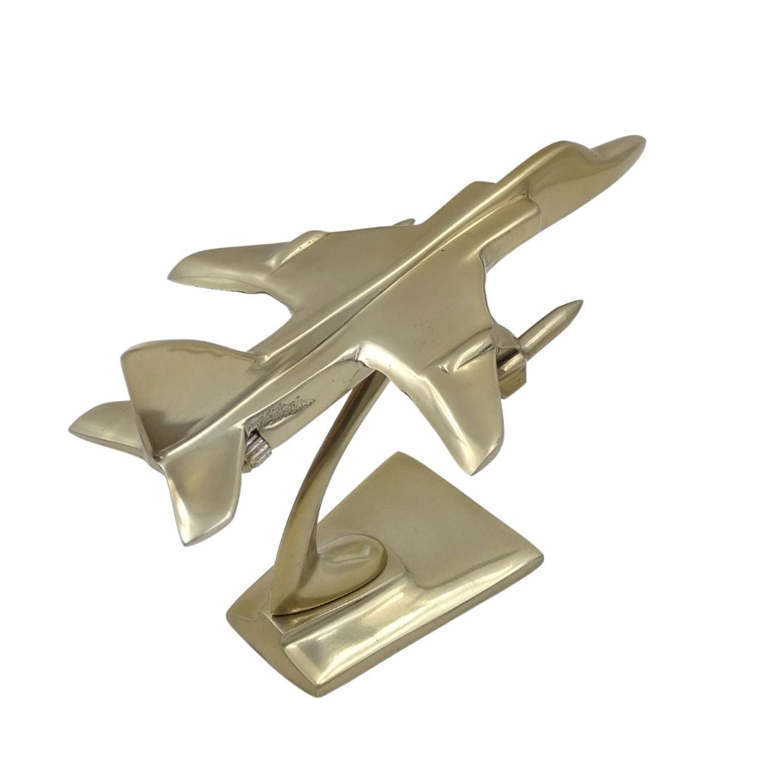 Metallmodell des Jagdflugzeugs Jaguar in Gold mit Gravurmöglichkeit