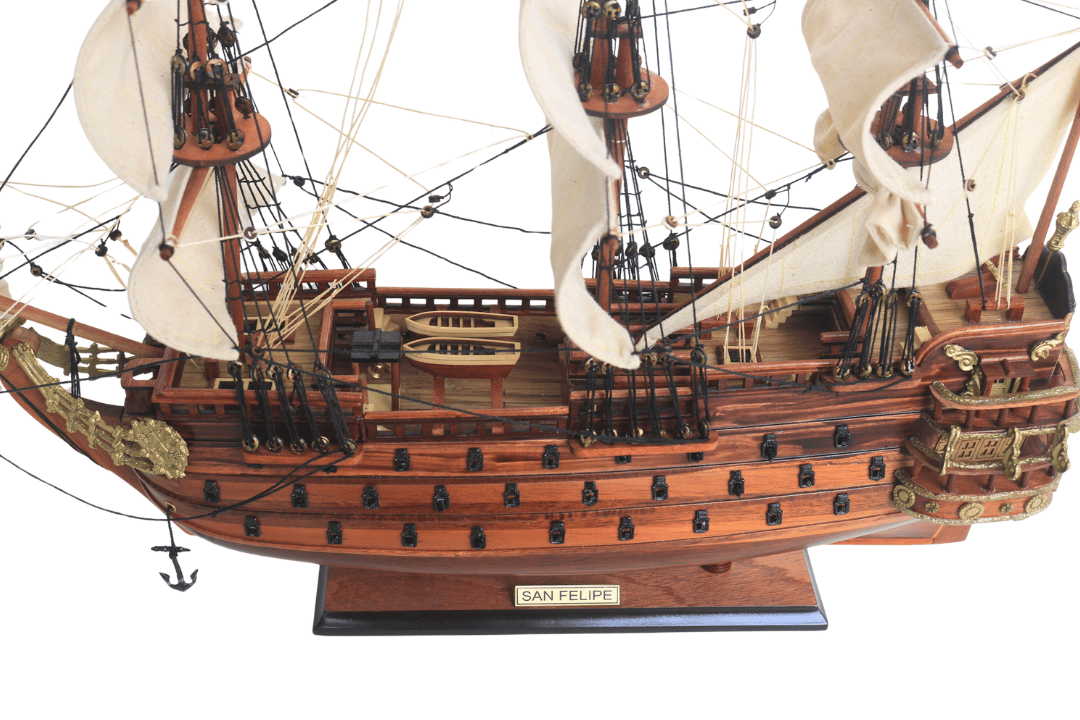 Exklusives Segelschiffmodell des Schiffs San Felipe – SF4, Möglichkeit zur Personalisierung durch Gravur