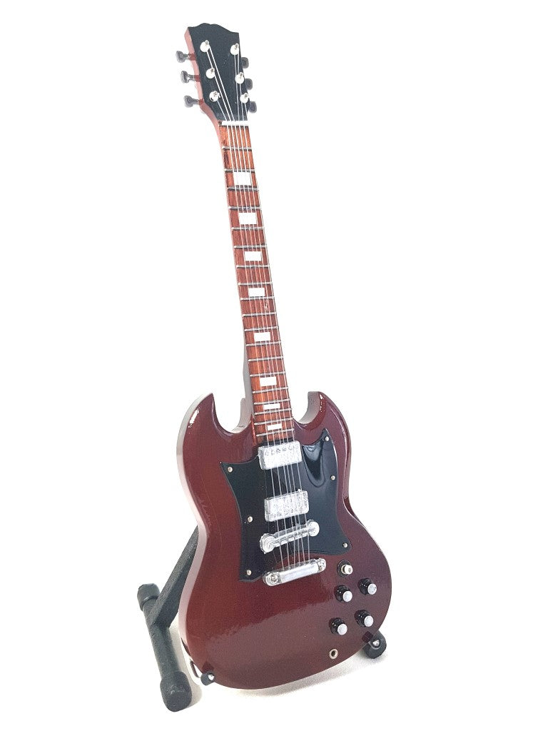 Mini-Gitarre AC/DC Angus Young MGT-0567 mit Möglichkeit zur personalisierten Gravur, ideal als Geschenk, handgefertigt aus Mahagoniholz, braun, Höhe 27,5 cm