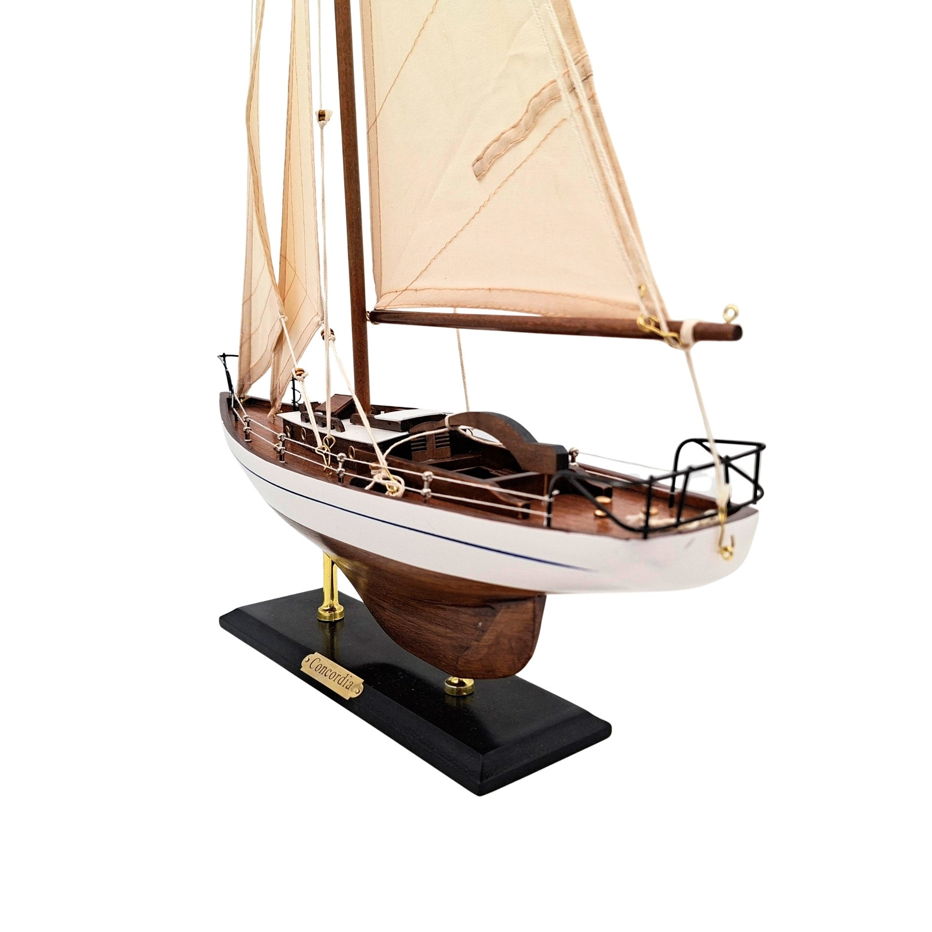 Modell einer Segelyacht 66 cm mit Gravur-Personalisierung