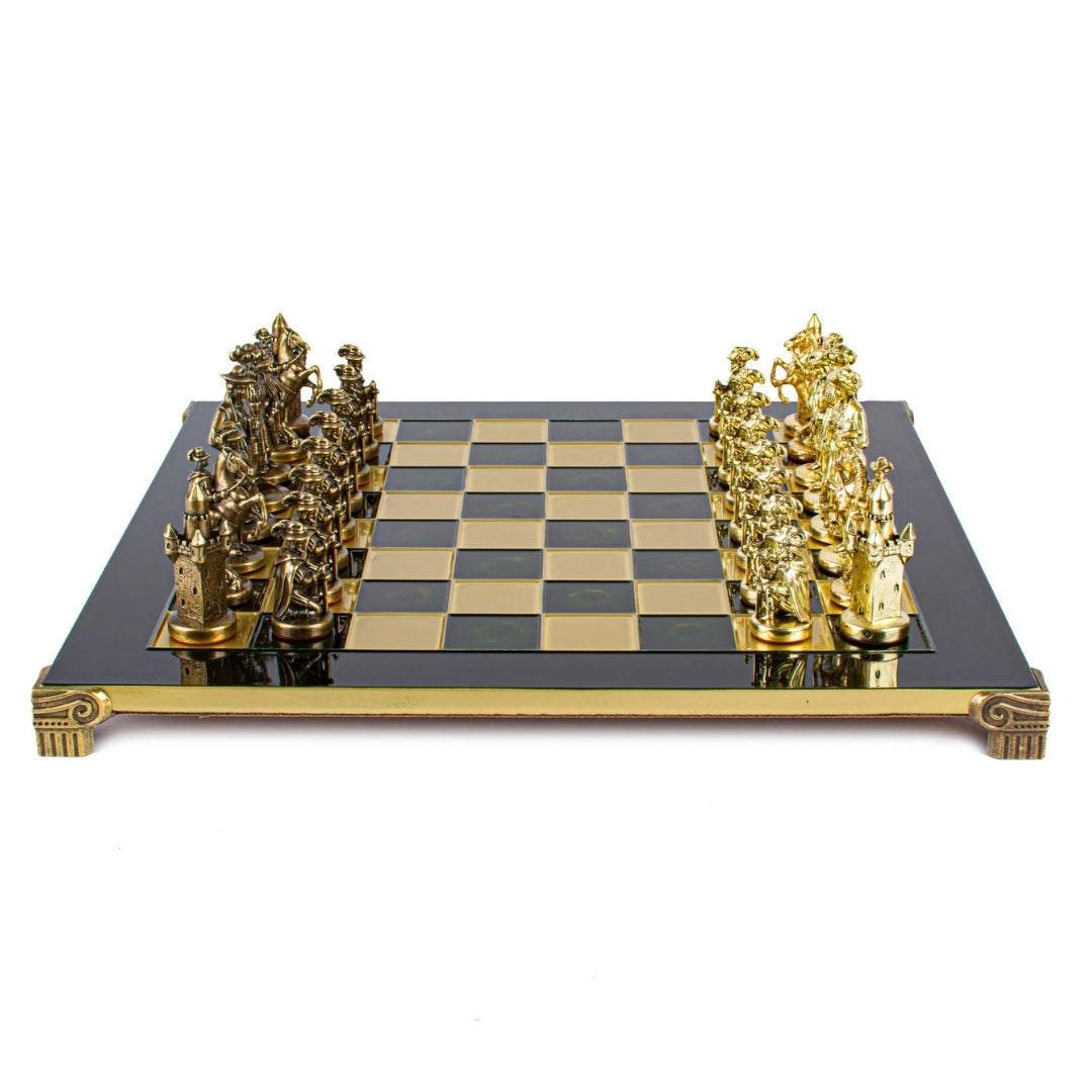 Exklusive Metall-Schachfiguren mit Messing-Schachbrett 44 x 44 cm – Mittelalterliche Figuren mit Personalisierung durch Gravur