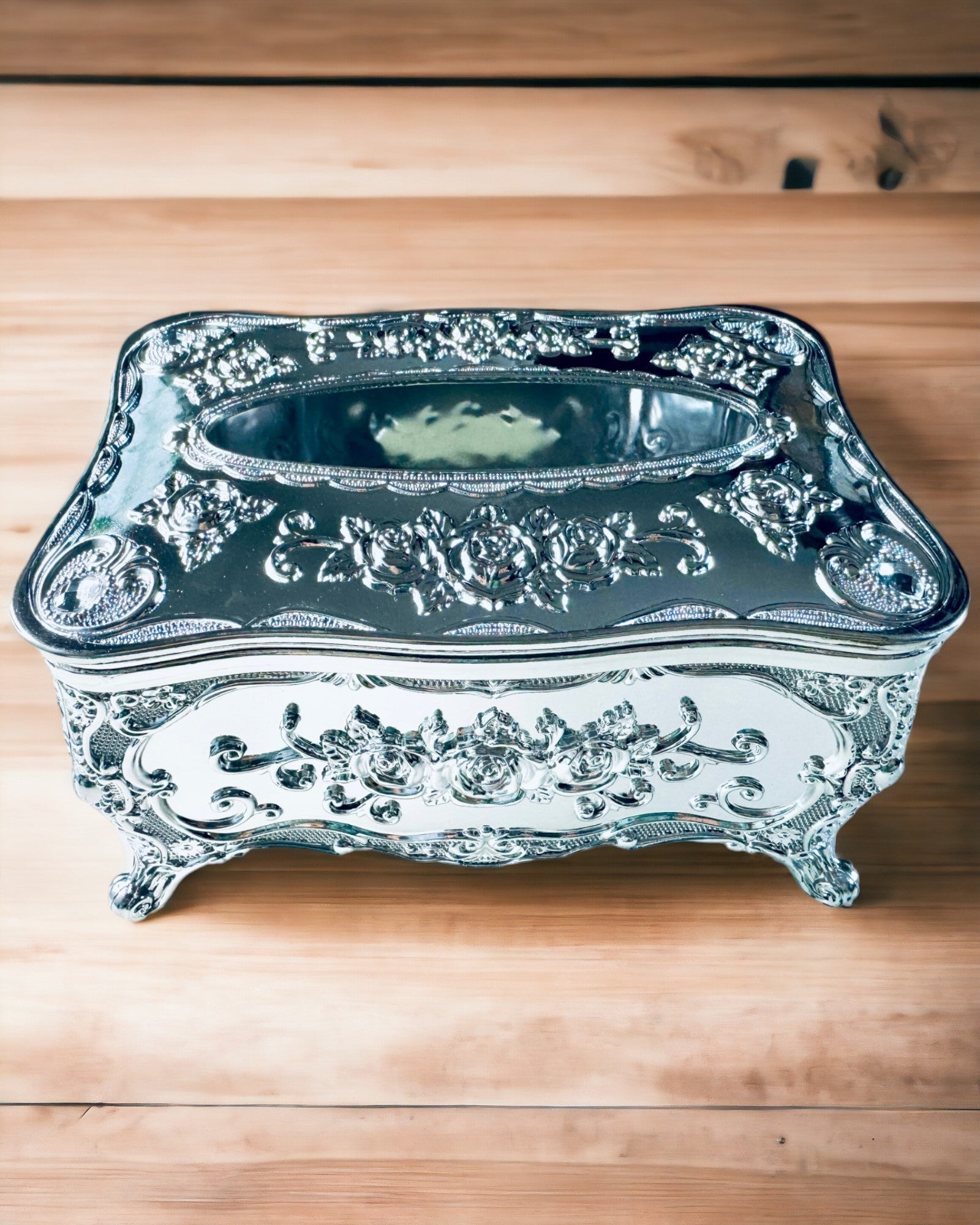 Elegante Taschentuchbox mit geprägten Blumen - Serviettenbehälter