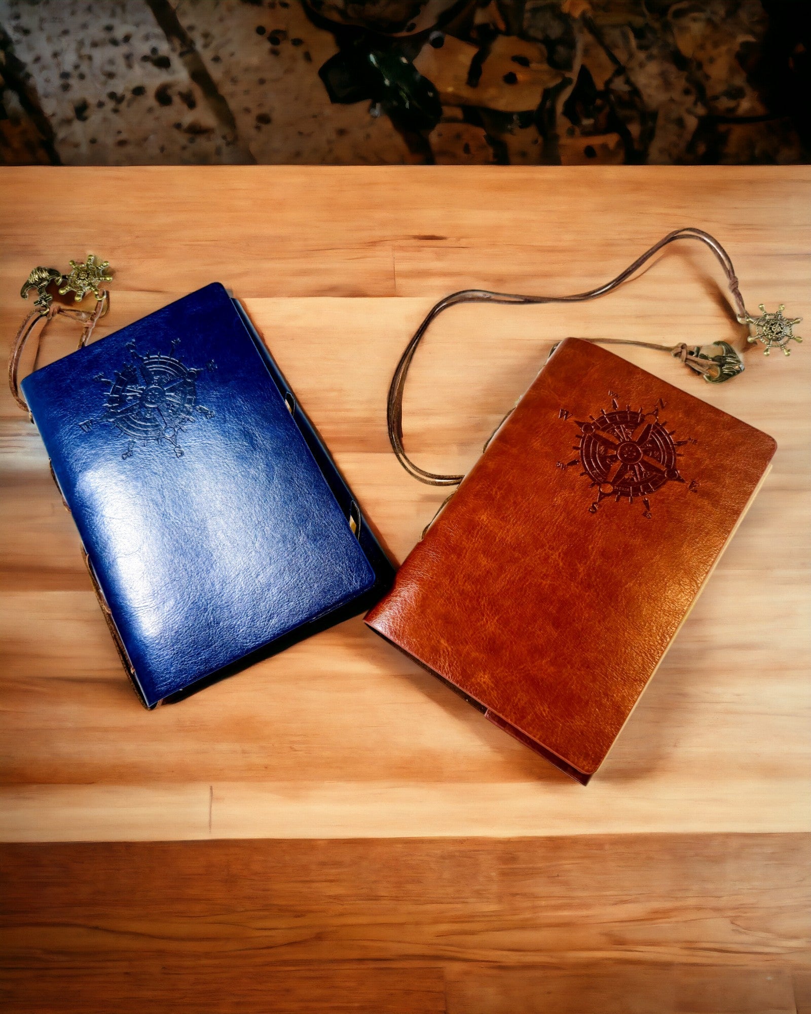 Vintage Segelnotizbuch A6 oder A7 Größe - mit Kompassmotiv und gelagerten Seiten - Erhältlich in verschiedenen Farbvarianten, Gravur möglich