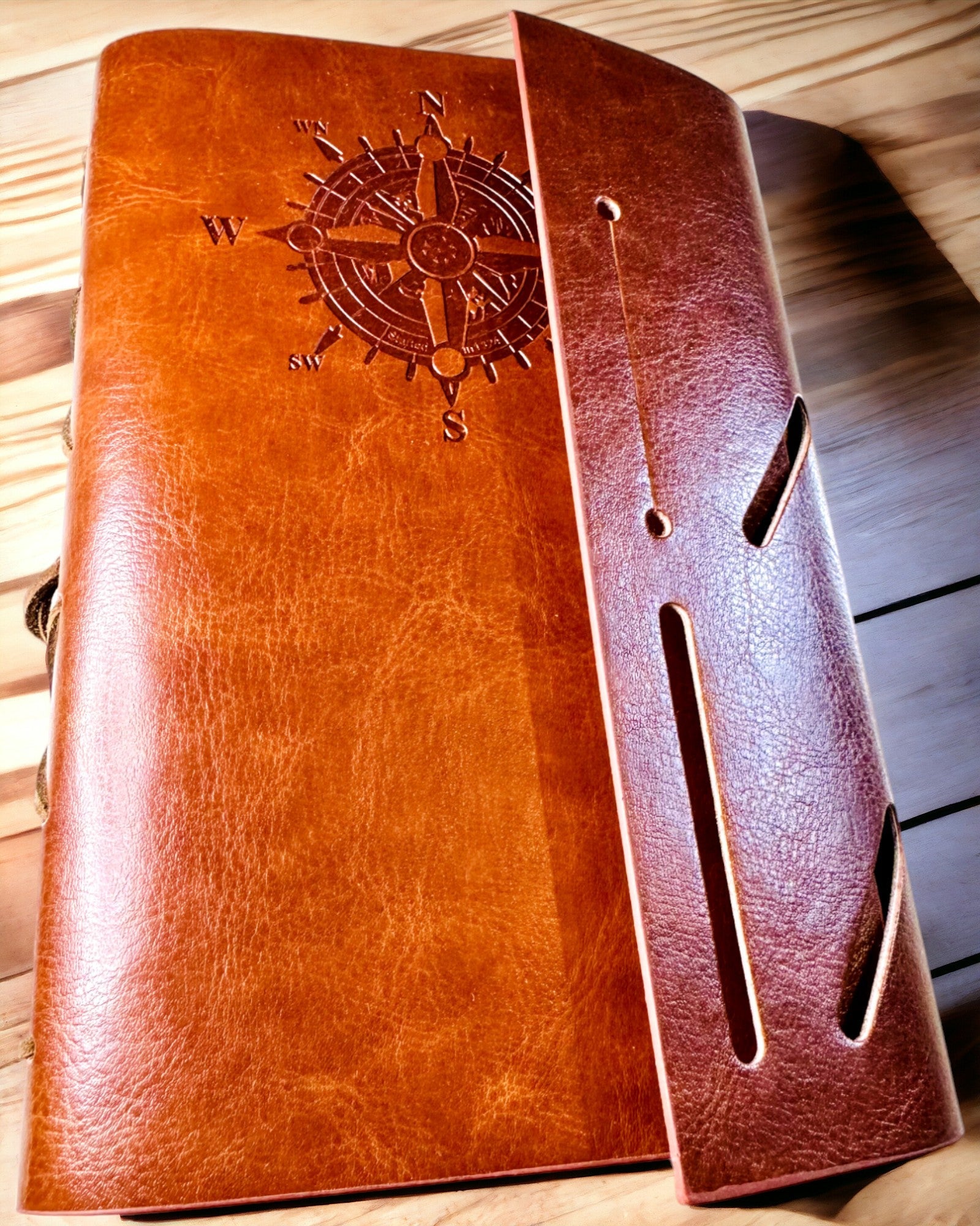 Vintage Segelnotizbuch A6 oder A7 Größe - mit Kompassmotiv und gelagerten Seiten - Erhältlich in verschiedenen Farbvarianten, Gravur möglich