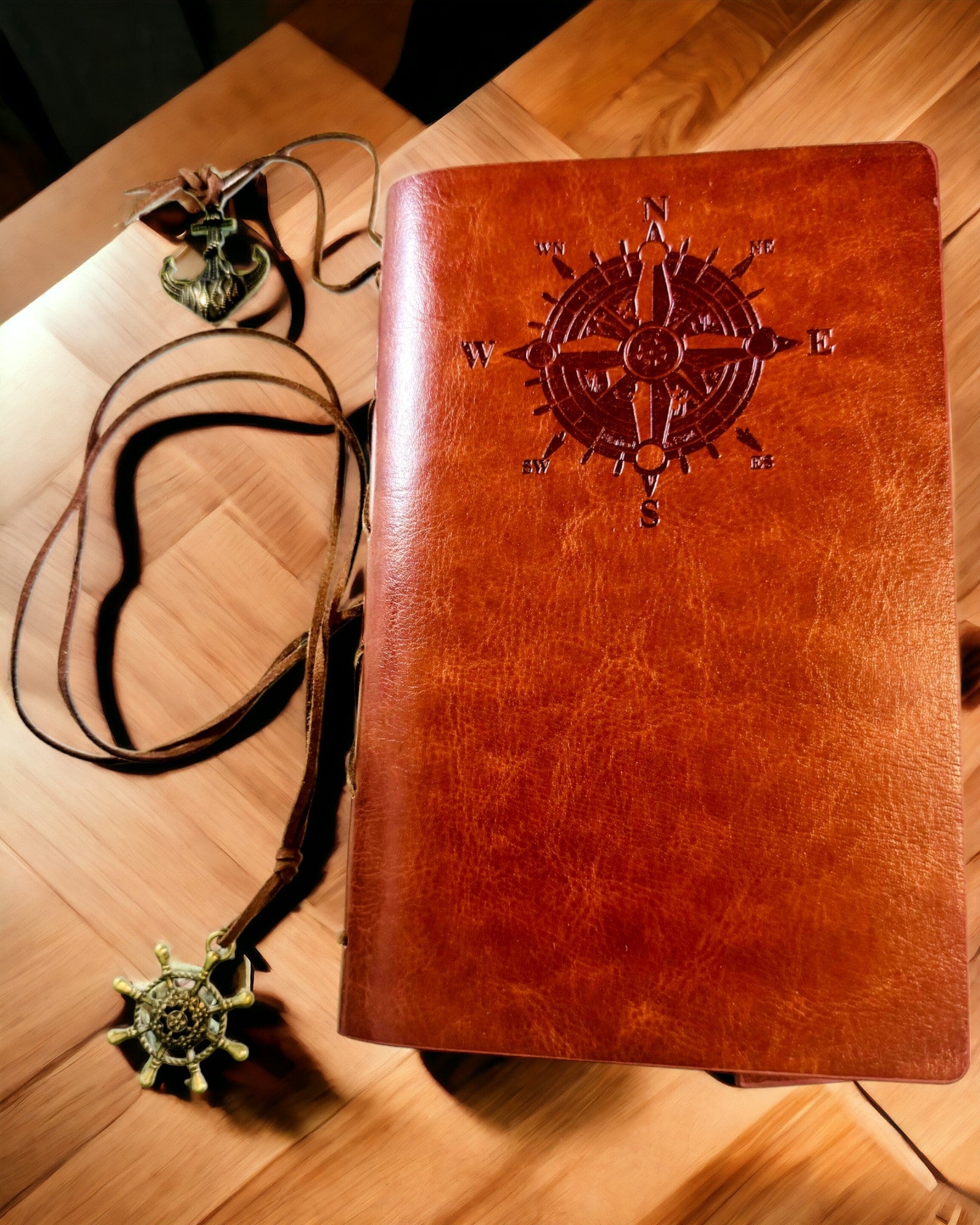 Vintage Segelnotizbuch A6 oder A7 Größe - mit Kompassmotiv und gelagerten Seiten - Erhältlich in verschiedenen Farbvarianten, Gravur möglich