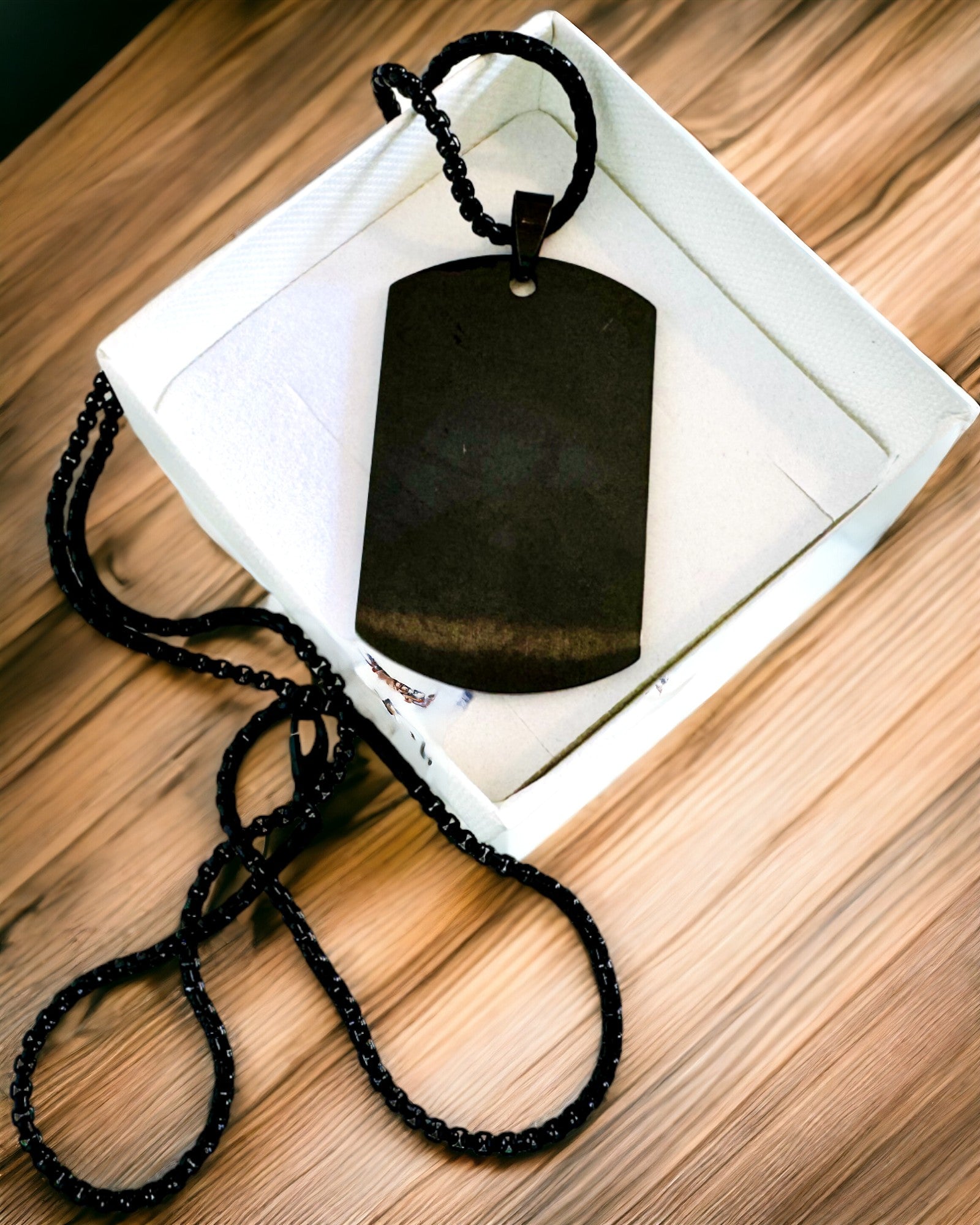 Halskette mit Dog Tag "Drei Schattierungen des Stils" - Erkennungsmarke - Eleganter Anhänger aus Edelstahl mit Gravuroption