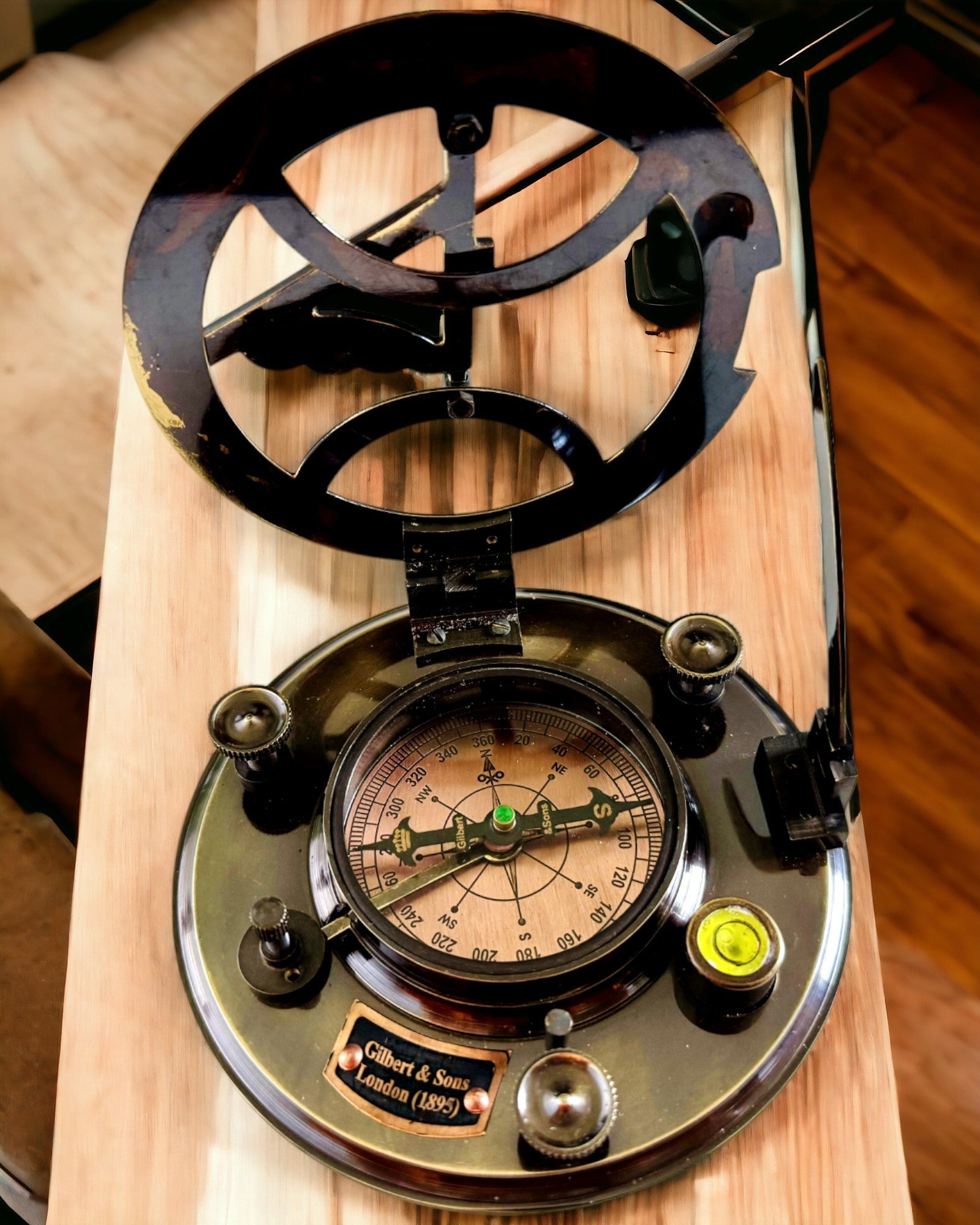Antiker Premium-Navigationskompass mit Gravurmöglichkeit – Handgefertigt