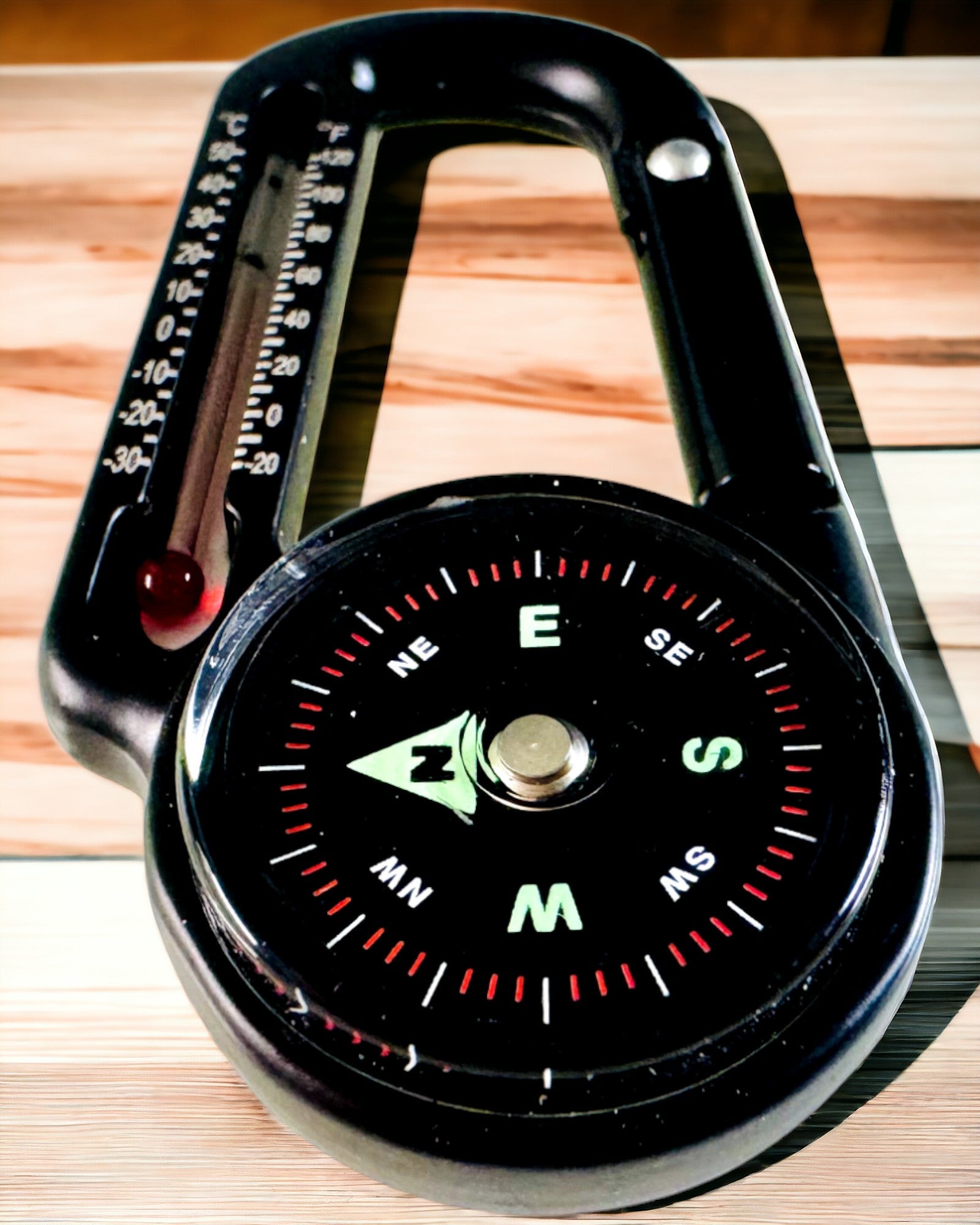 Karabinerkompass mit Thermometer, Schlüsselanhänger - Gravurmöglichkeit