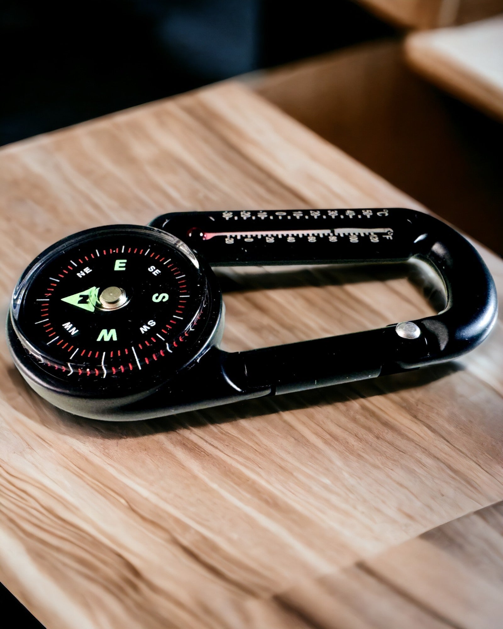 Karabinerkompass mit Thermometer, Schlüsselanhänger - Gravurmöglichkeit