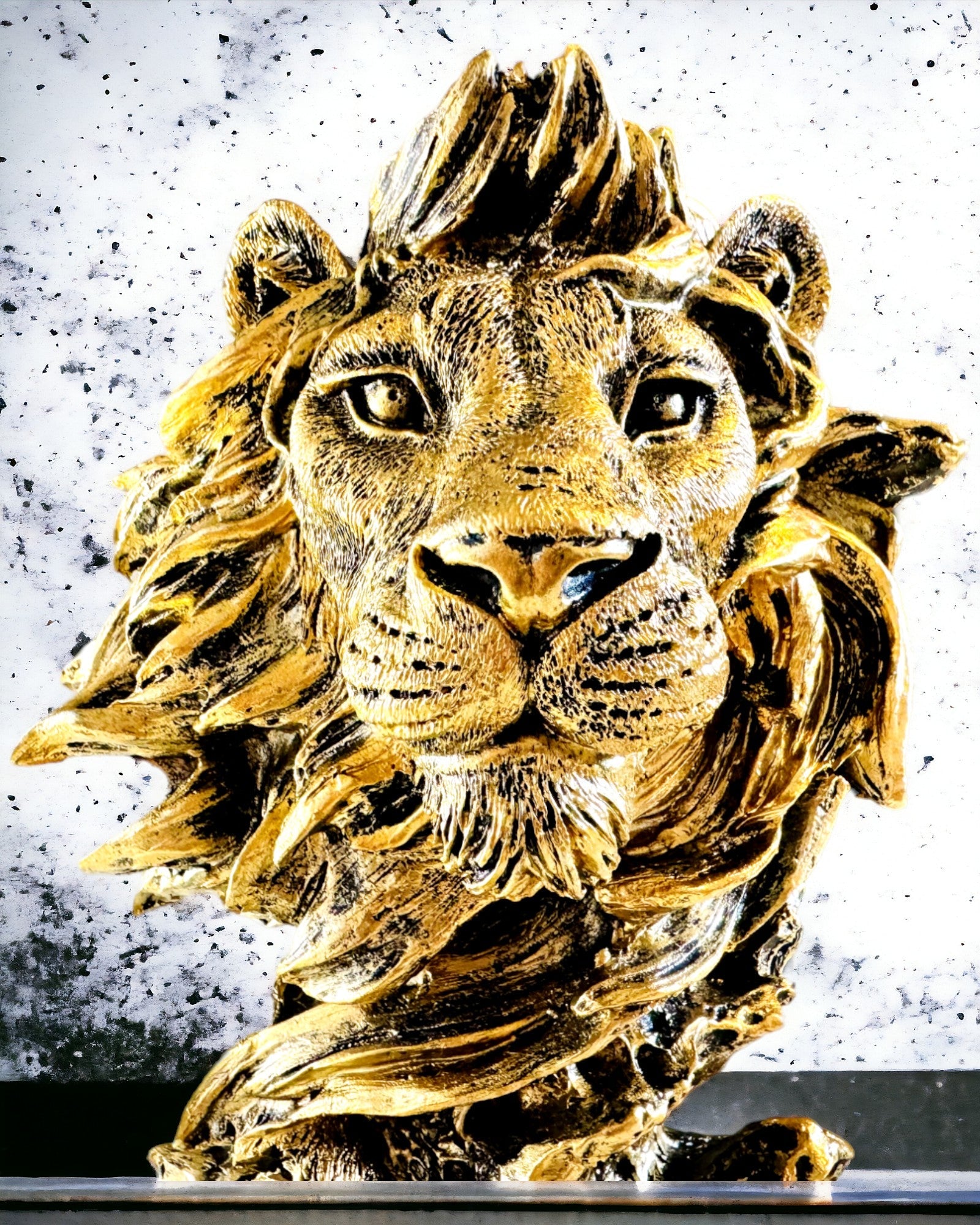 Königlicher Löwe - Majestätische Dekorationsfigur mit Gravurmöglichkeit, 2 Farbvarianten zur Auswahl, als Geschenk