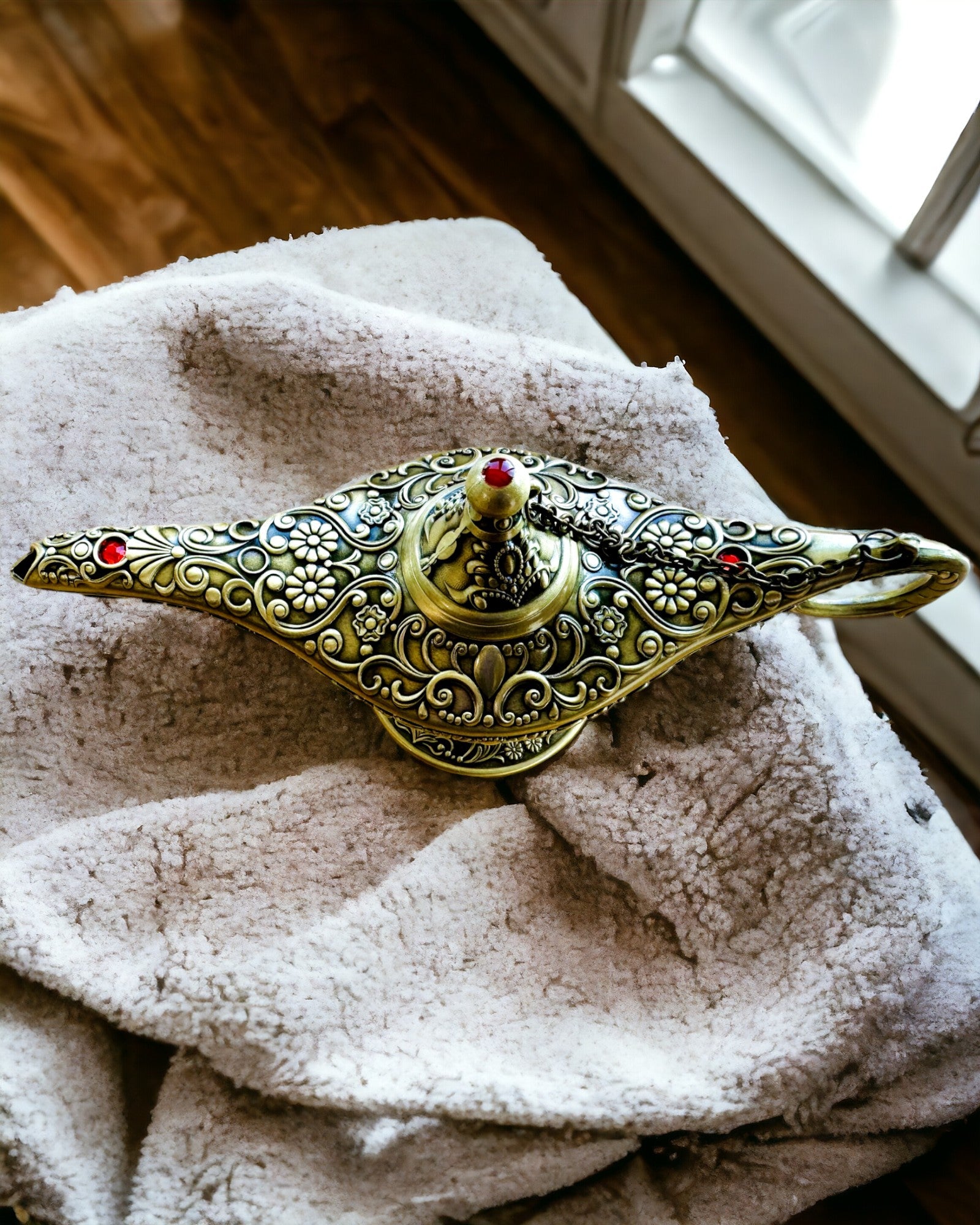 Magische Lampe von Aladin mit Gravuroption - Variante Geschreddertes Gold