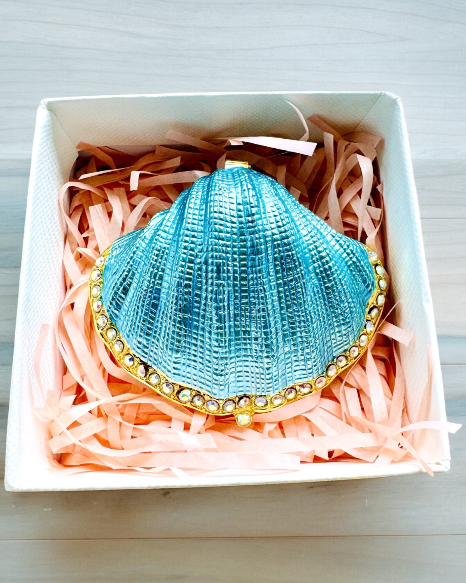 Schatzkammer der Erinnerungen Muschel - Schmuckversteck mit Personalisierung durch Gravur, Geschenk