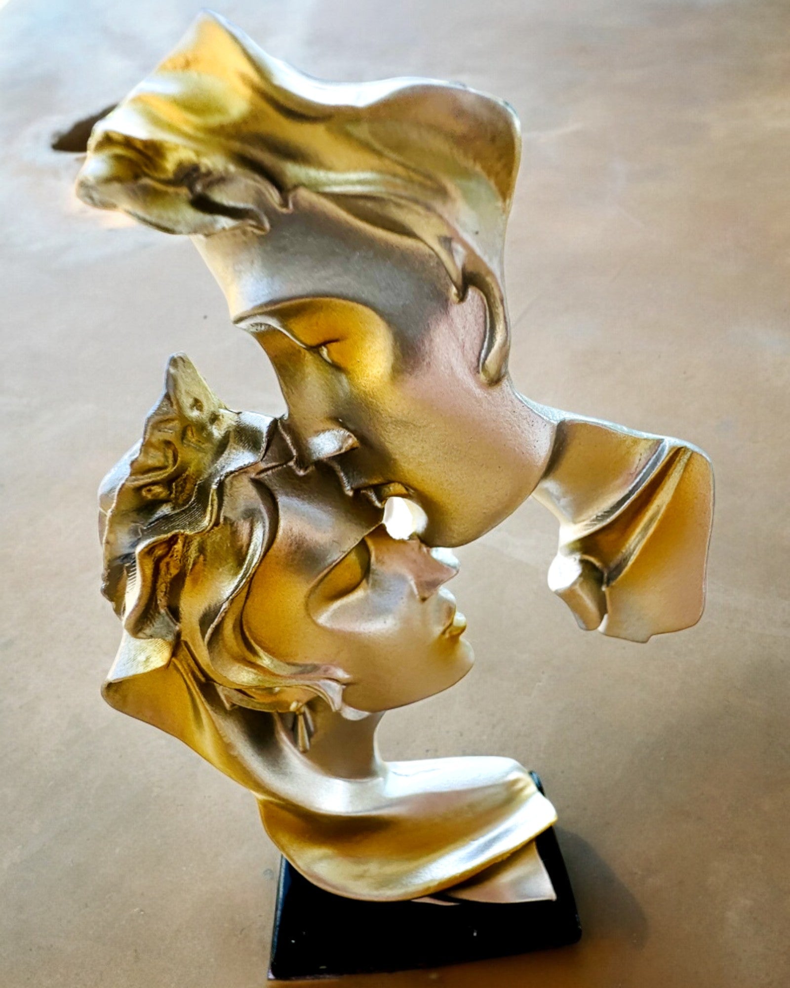 Figur "Eleganz in Stein" Farbe Silber - Dekorativ mit Gravuroption, 2 Größen zur Auswahl