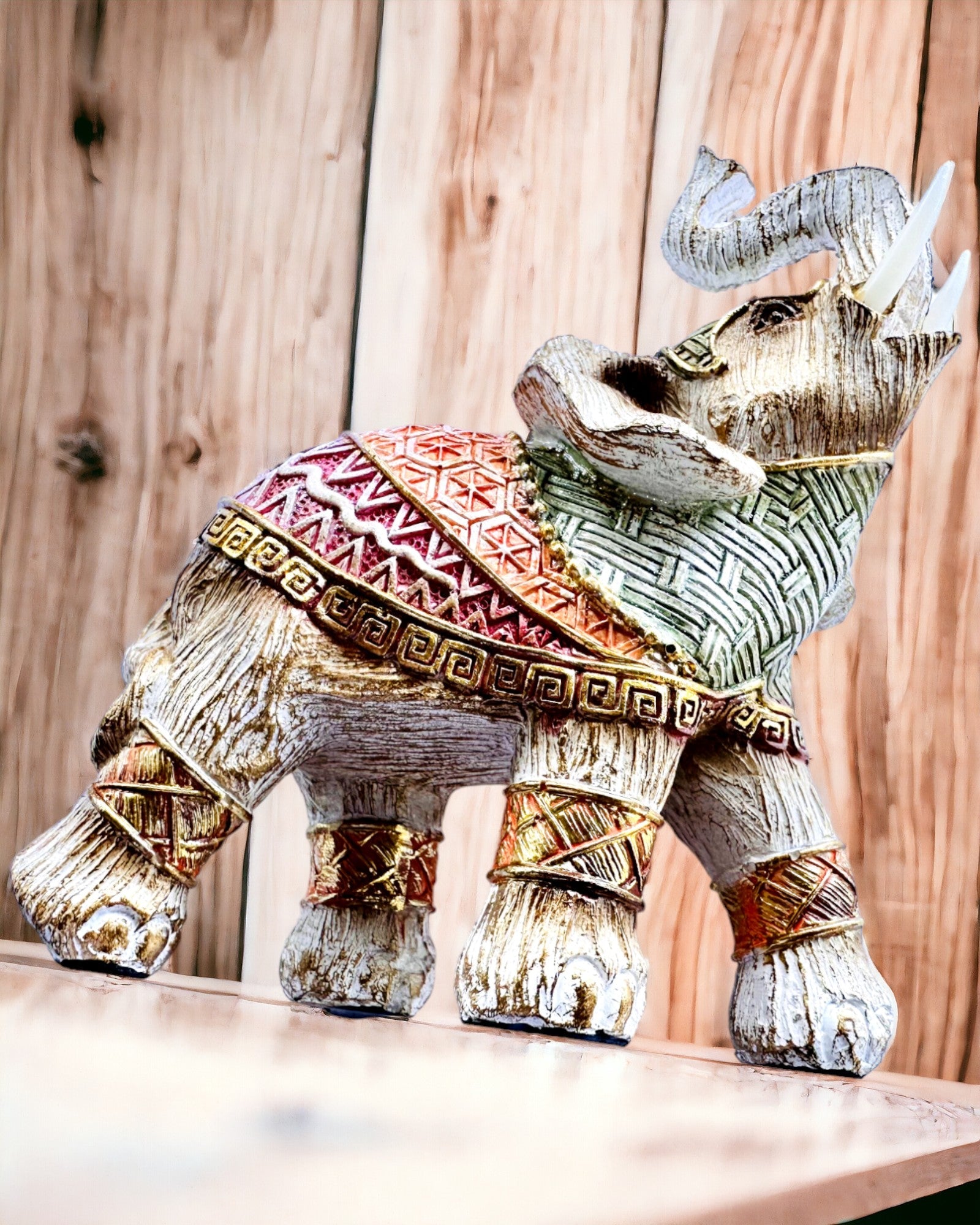 Elefantenwächter – Dekorativer Elefant aus Harz mit Gravurmöglichkeit